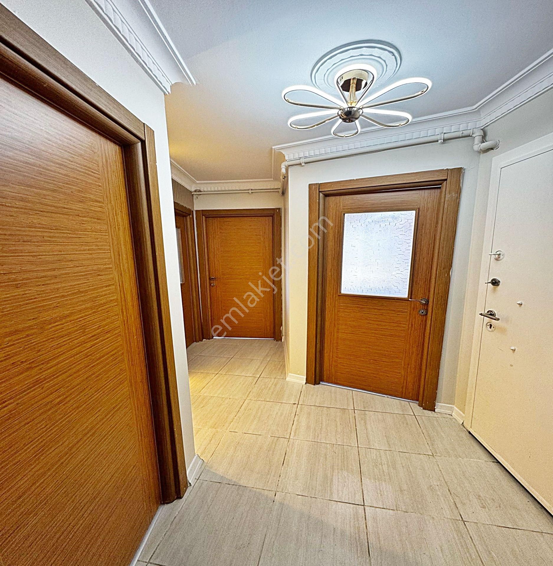 Aci Satılık Metrobüse Yakın 2+1 Geniş İskanlı Temiz Binada Daire - Görsel 23