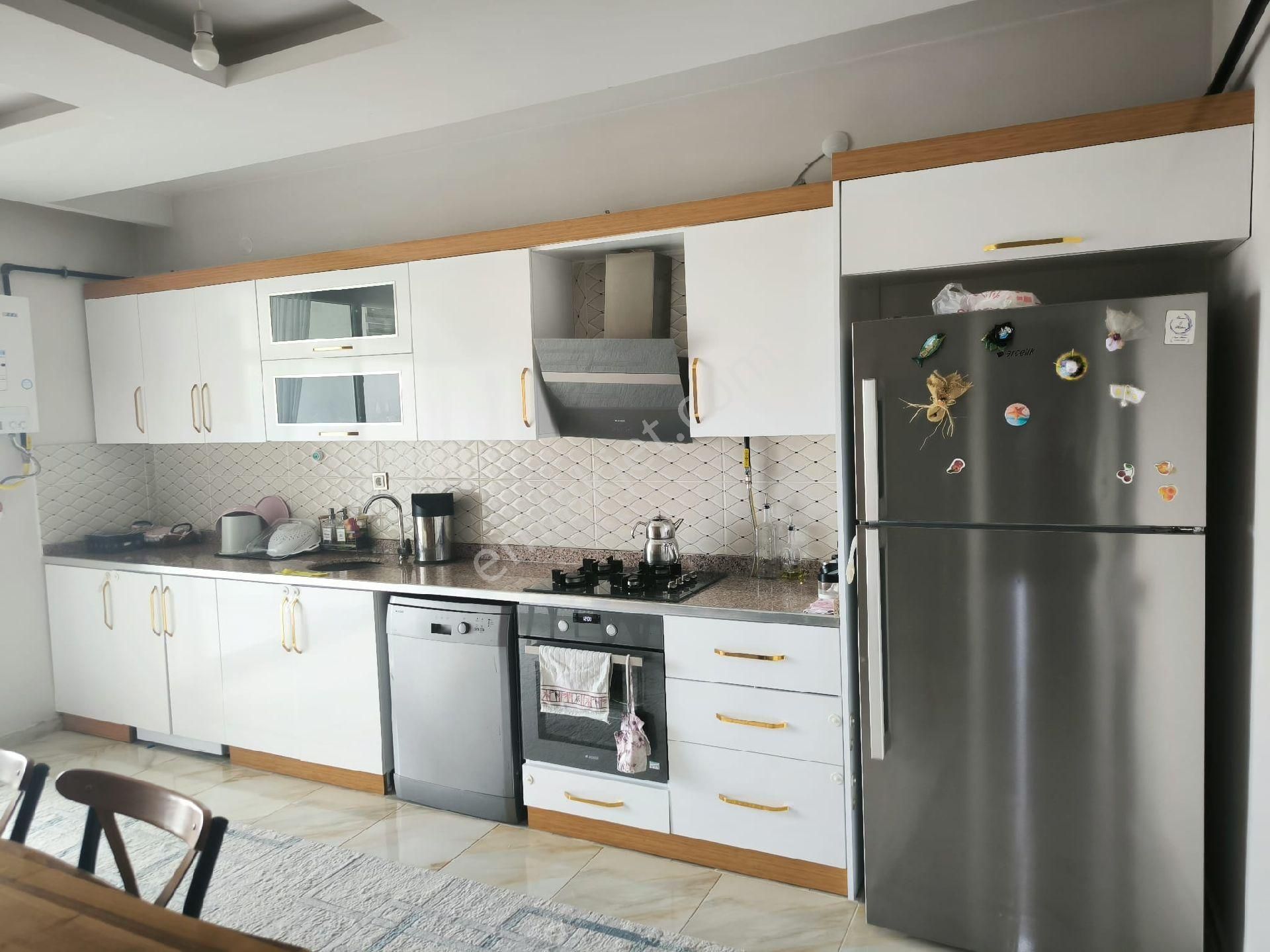 Rosiba Sitesi 3+1 Son Kat 135 Mk