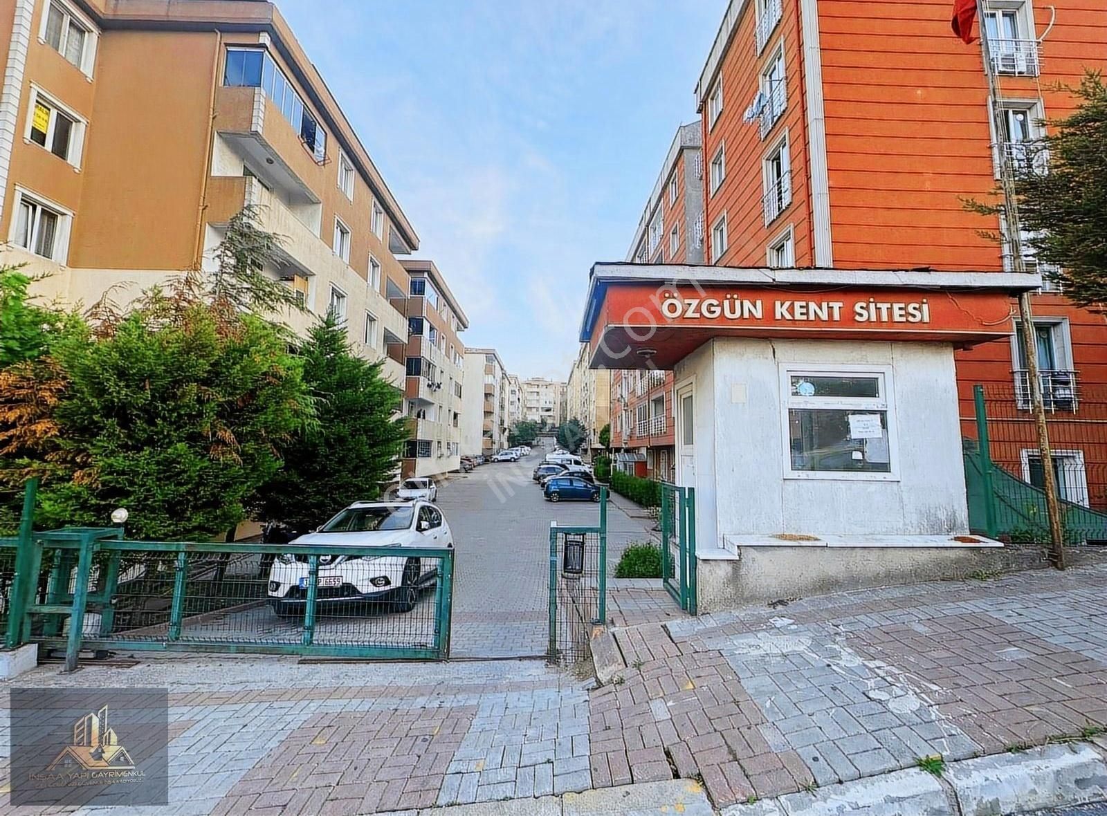 Beylikdüzü Yakuplu'da Metrobüse 2'dk Mesafede Satılık 2+1 Daire