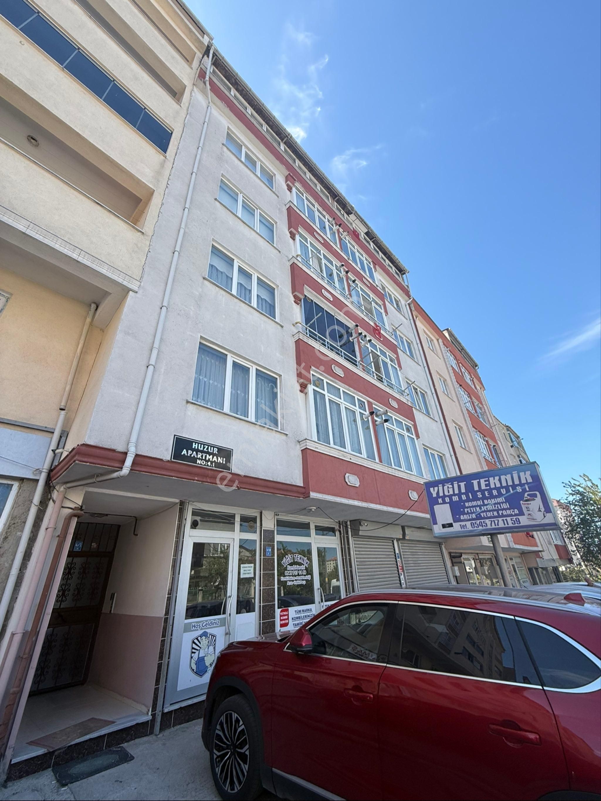 Bahçelievler Mahallesi 3+1 Geniş Daire