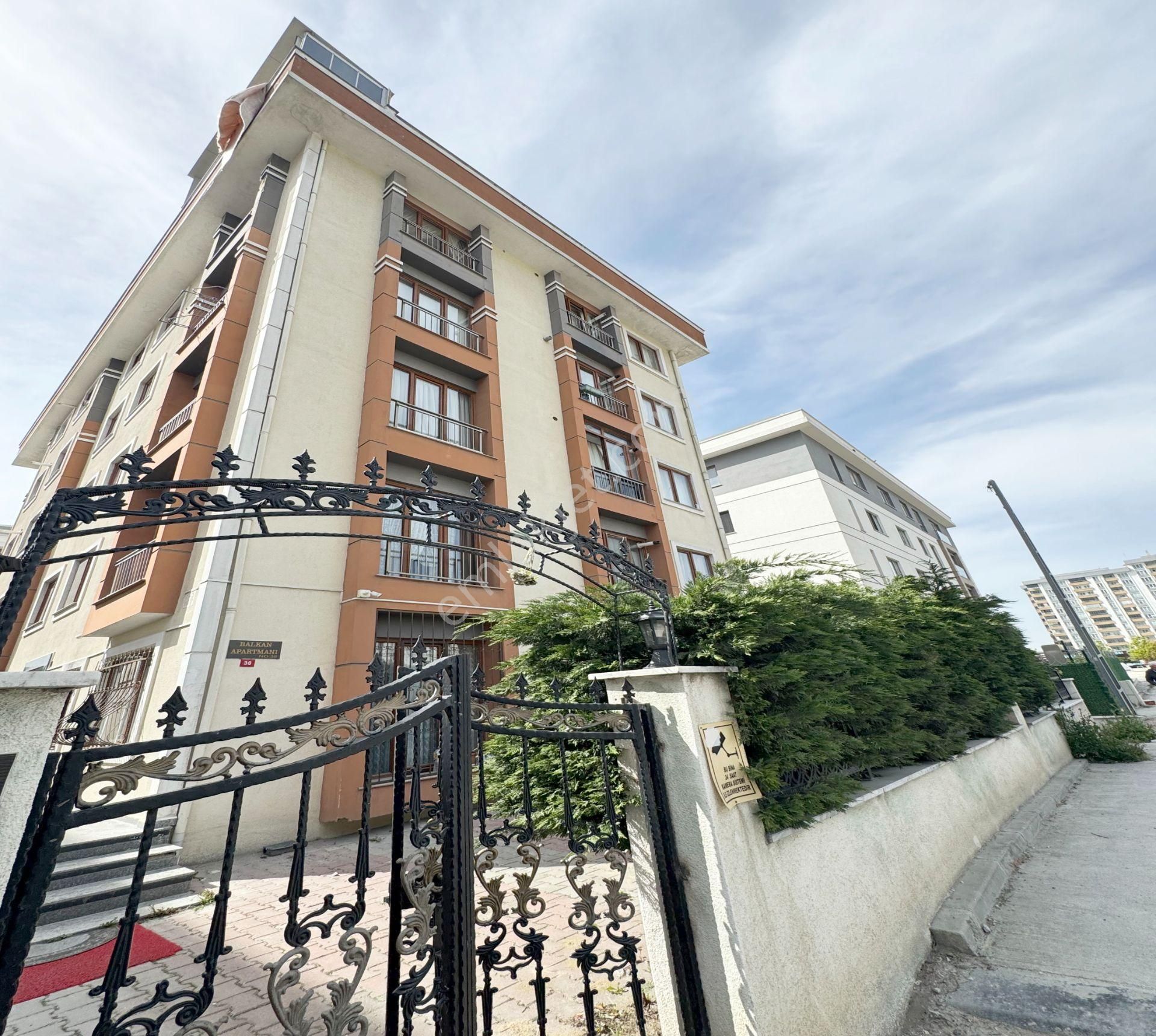 Beylikdüzü Lıve Turkey'den Marinaya 5 Dakika Ful Dekorlu 2+1!!!
