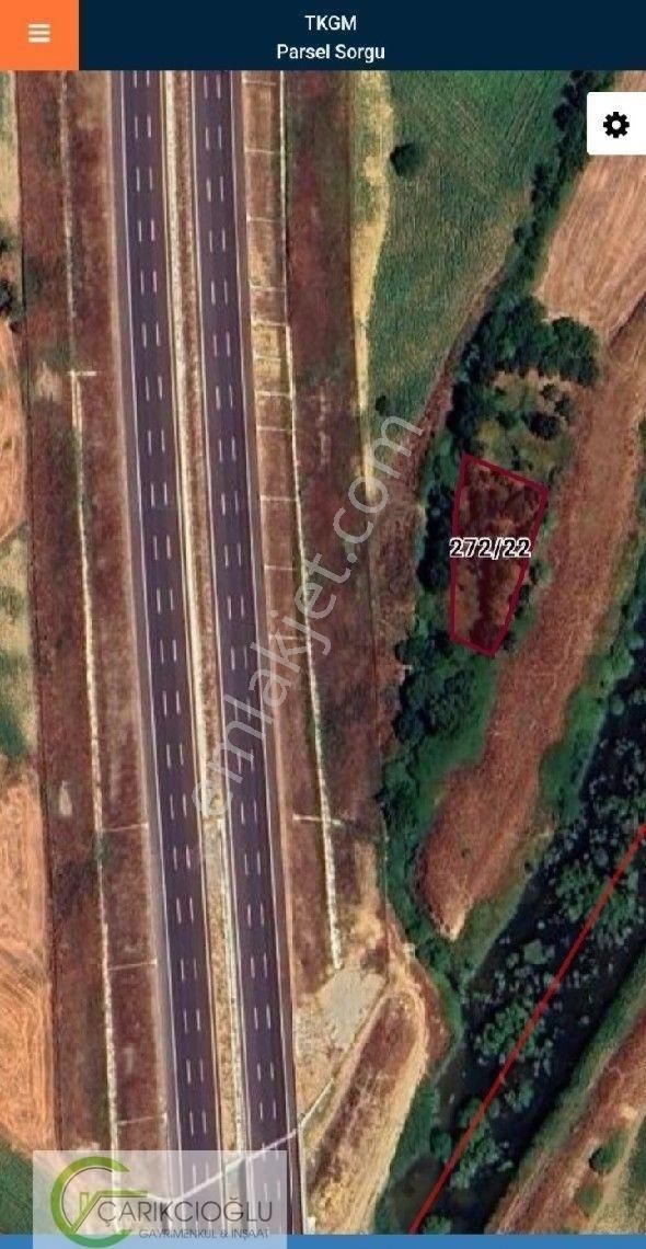 Gelibolu Yülüce Köyünde Otoban Kenarında Satılık 1.050m² Arazi