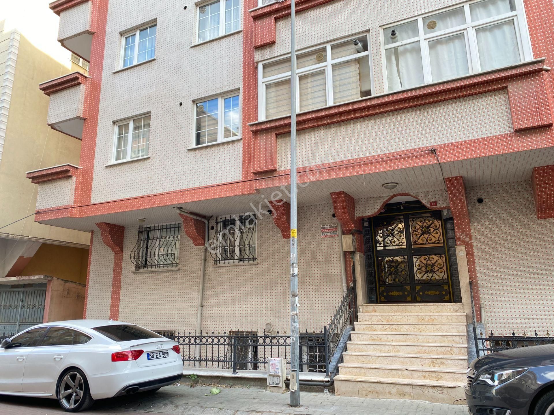 Üniversite Mah. Pelican Avm Yanı Yüksek Giriş 2+1 Satılık Daire