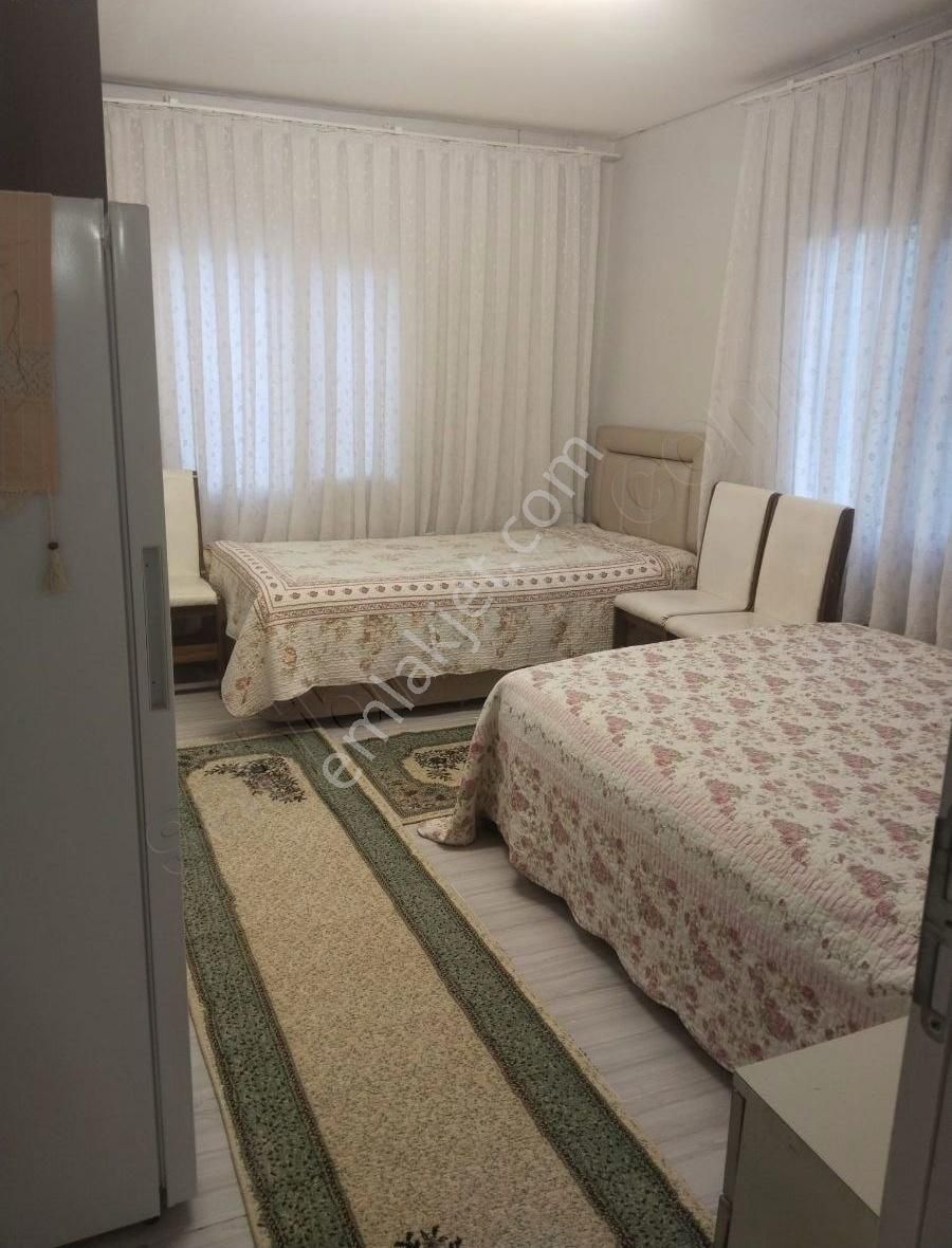 Manisa Saruhanlıda Evi Olan Satılık Zeytinlik