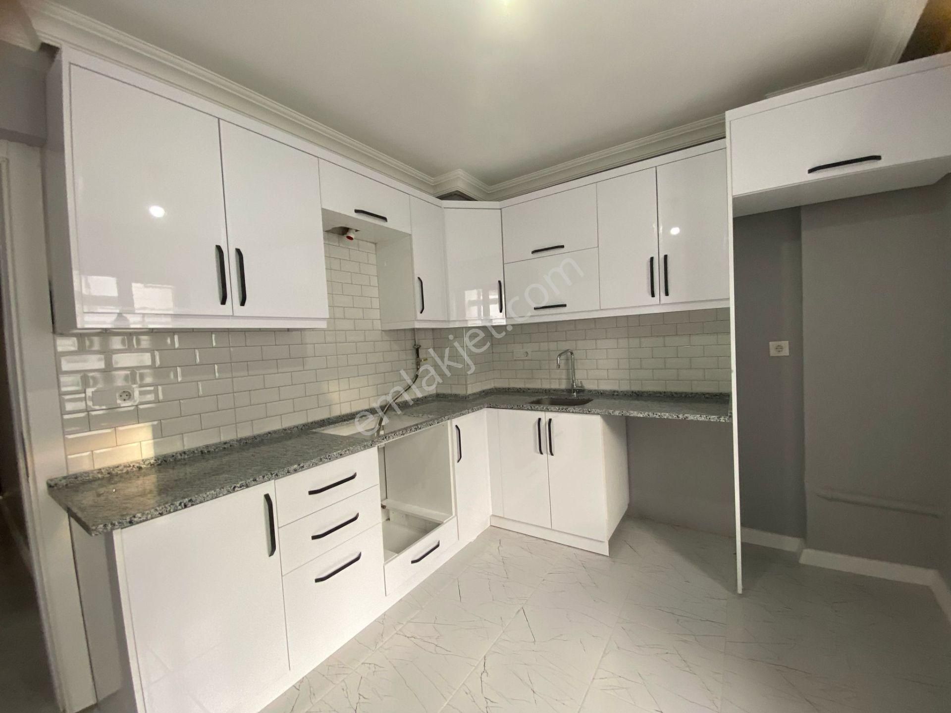 🏡akıncılar Mahallesi 🏡 ✅3+1 120 M2 5 Katlının 5 Katı ❇️ Kapalı Mutfak