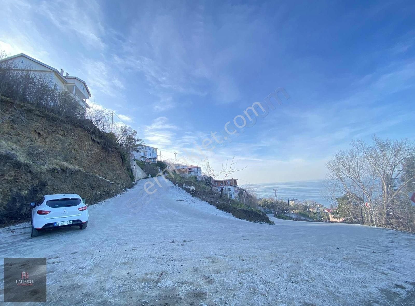 Hatipoğlu Gayrimenkulden 593 M2 İmarlı Deniz Manzaralı Arsa