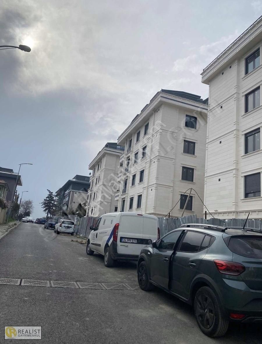 Çengelköy De Butik Sitede 2+1 Satılık Daire