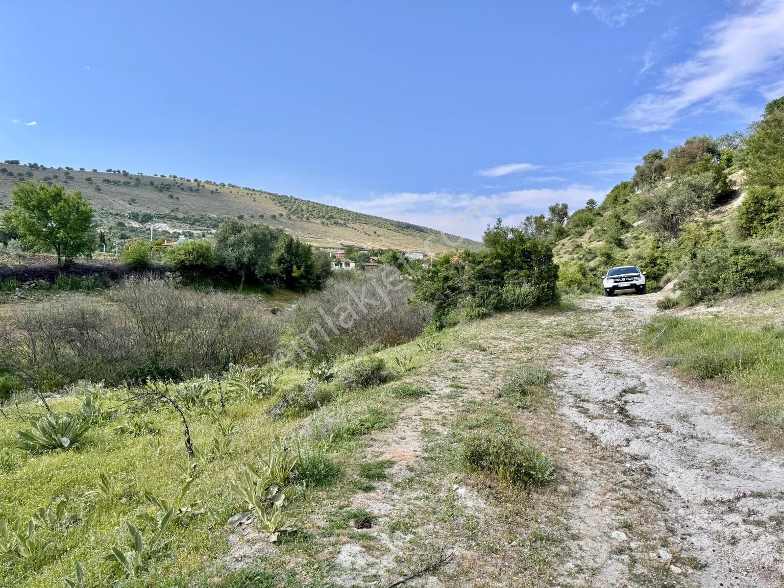 Manisa Kağan Da 692 M2 Kesik , Civarda Yerleşim Var - Görsel 8