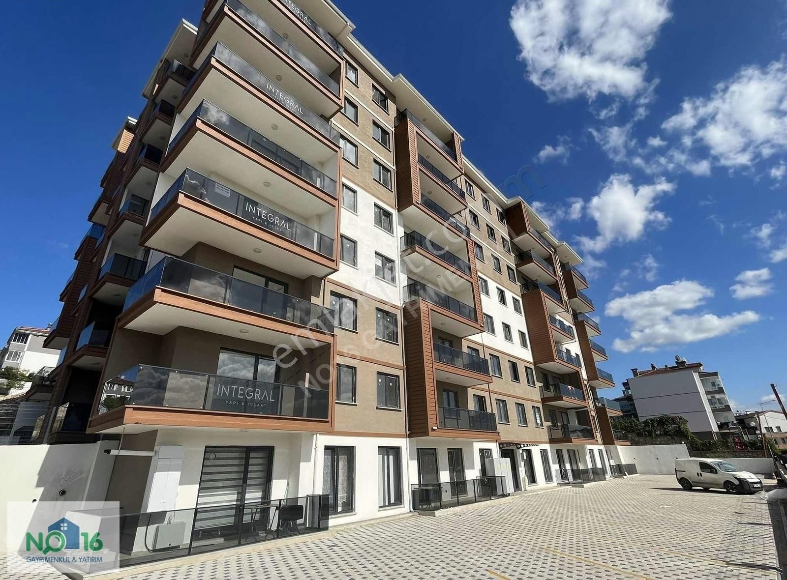 No16'dan Kurtuluşta Manzaralı 2+1 Satılık Daire