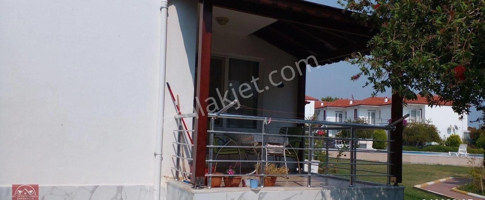 Milas Ören Şavklı Sitesinde 105 Metrekare Havuzlu Köşe Başı Eşyalı - Görsel 8
