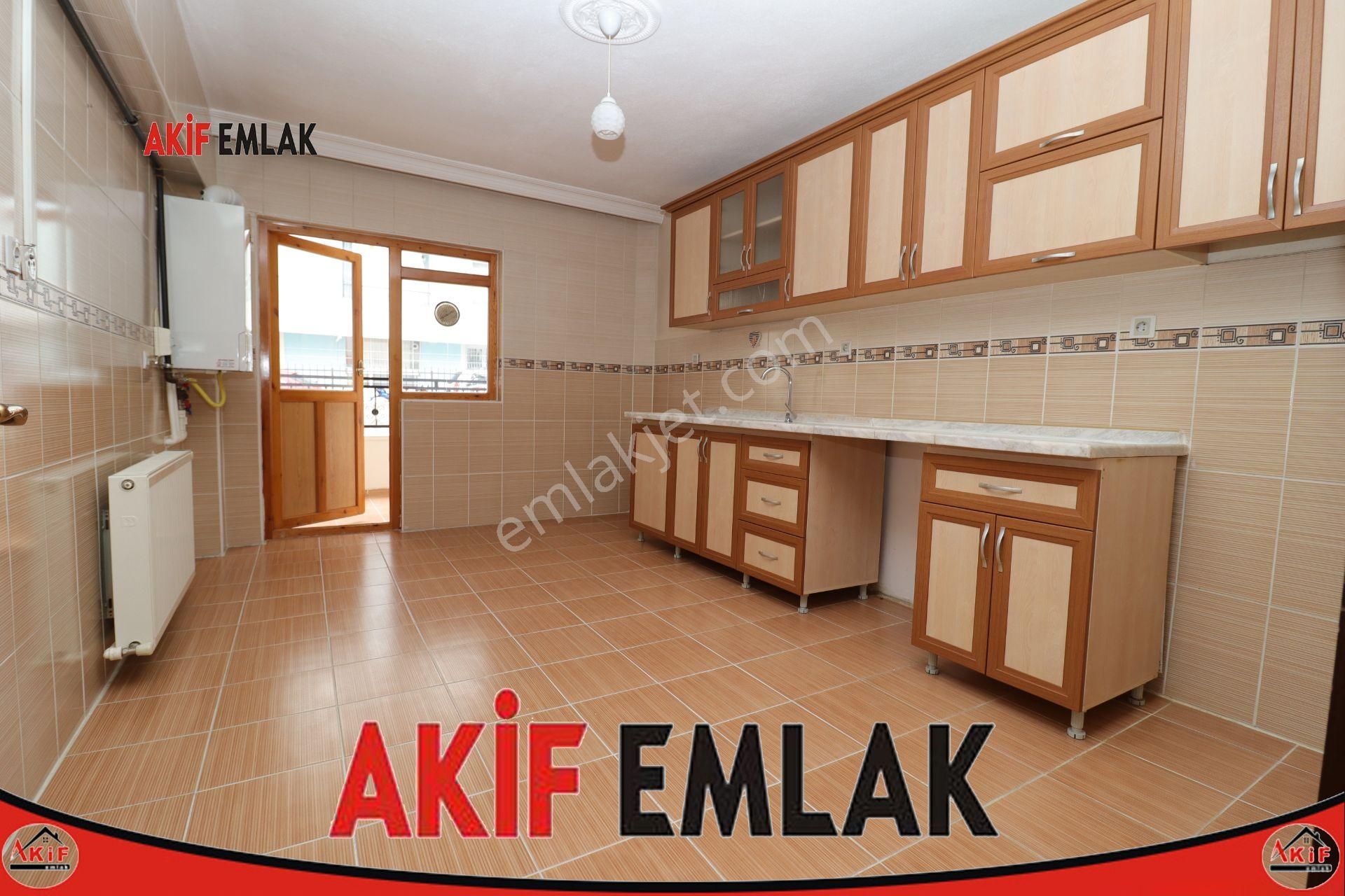Akif'ten Elvankent Topçu'da Arakat Kilerli Geniş 3+1 Kiralık Daire