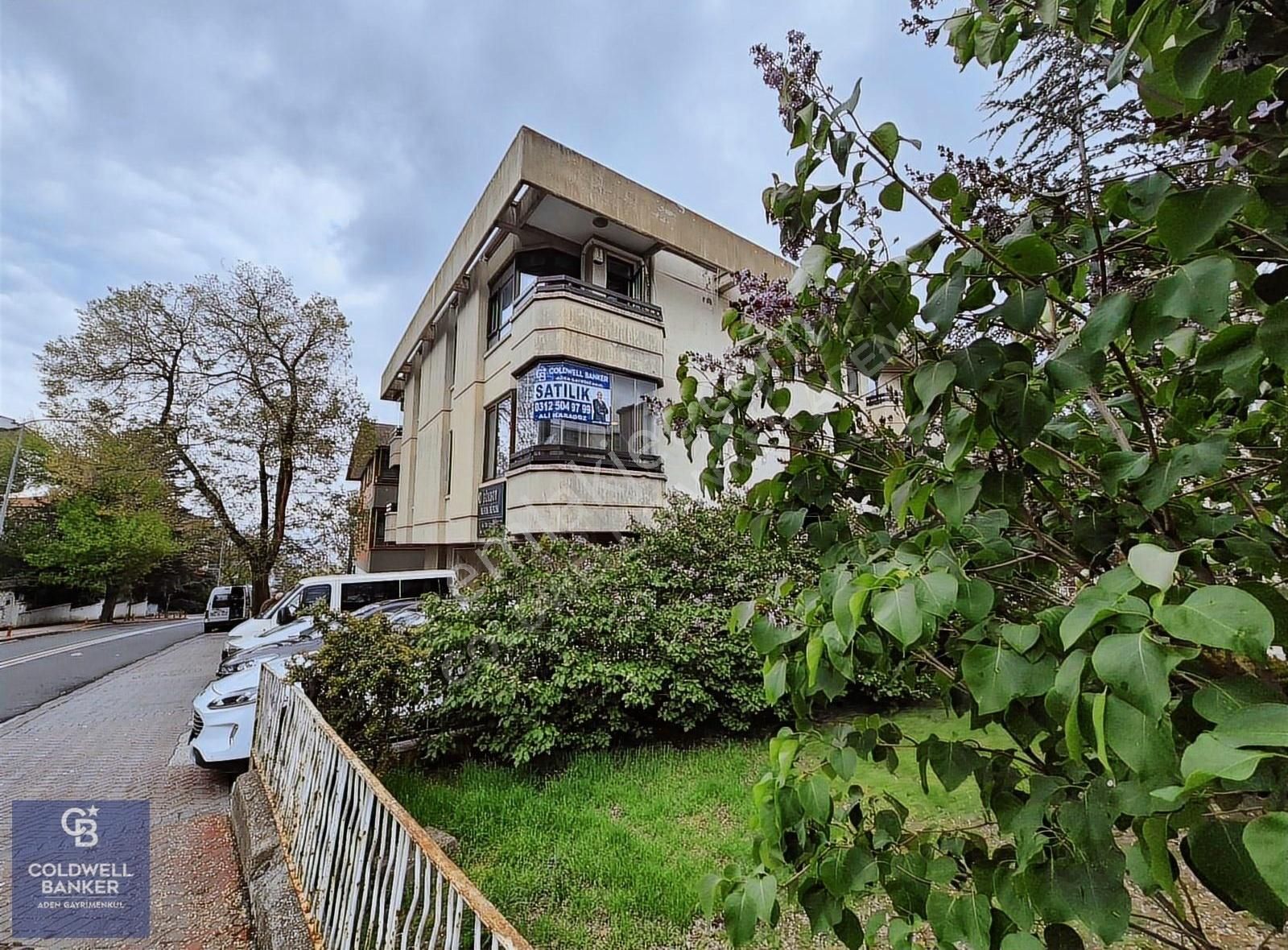 Kuleli Caddesi Üzerinde Satılık 4+1 Daire/ofis