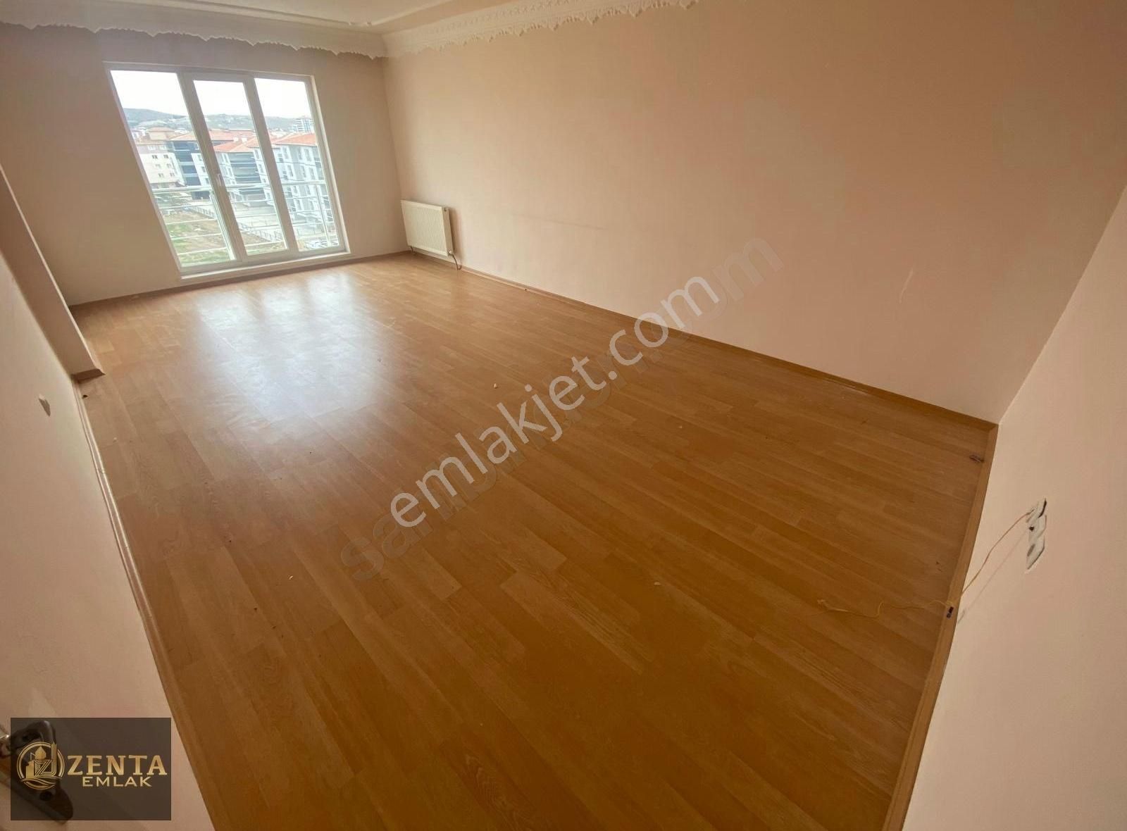 Zenta'dan Fevzi Çakmak Mah'de 4+1 Asansörlü Öncephe Satılk Daire