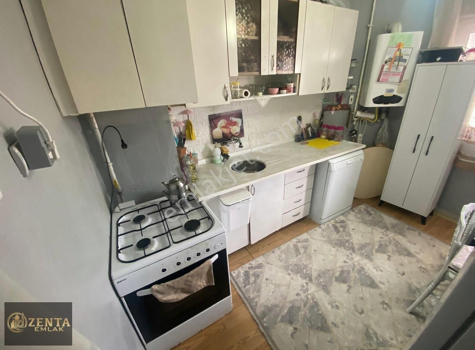 Zenta'dan Ertuğrulgazi Mah'de 3+1 Bağımsız Sitede Arakatta Daire