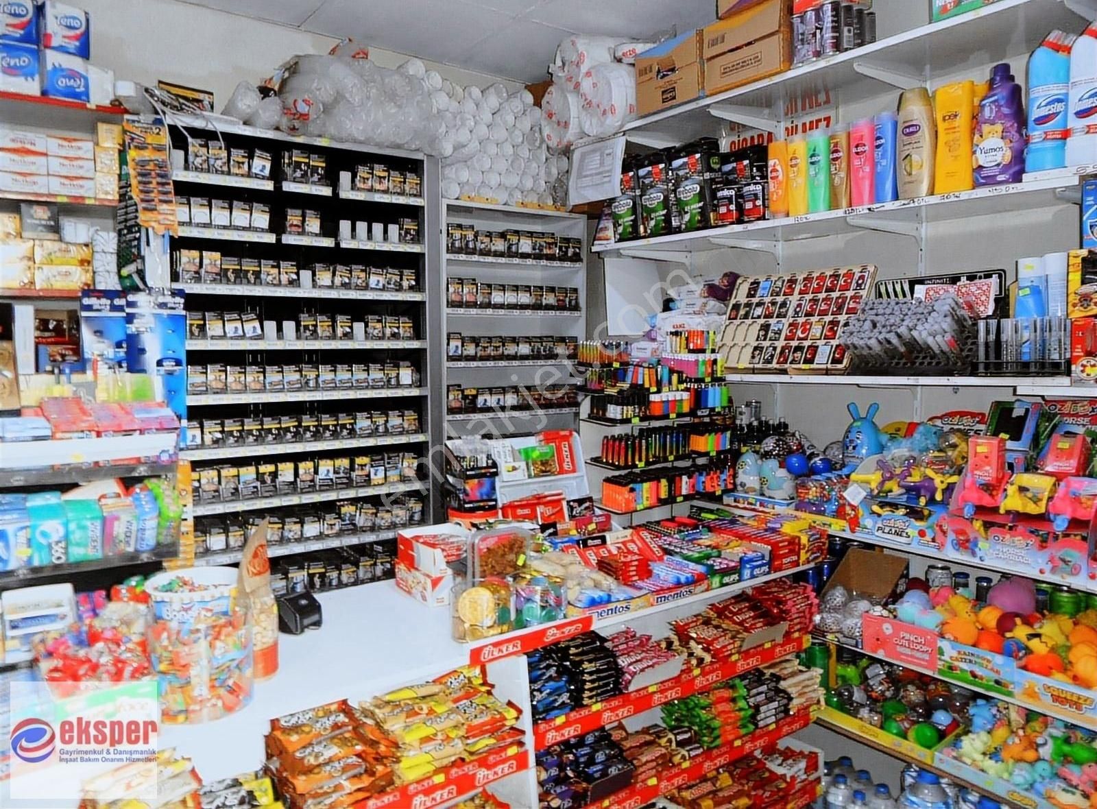 Muradiye Mahallesinde Satılık Dükkan