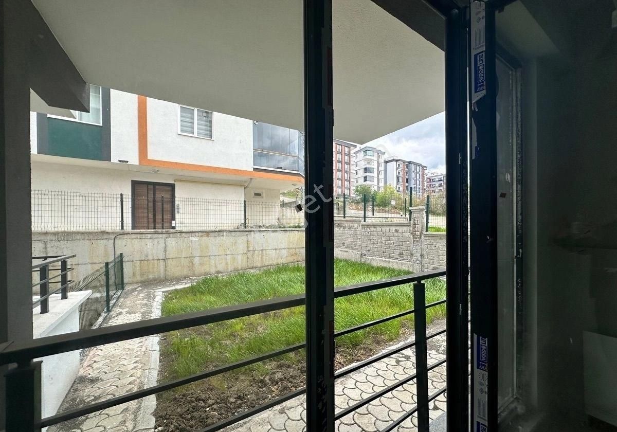 Atakum İstiklal Mahallesi Satılık 2+1 Özel Bahçeli Daire