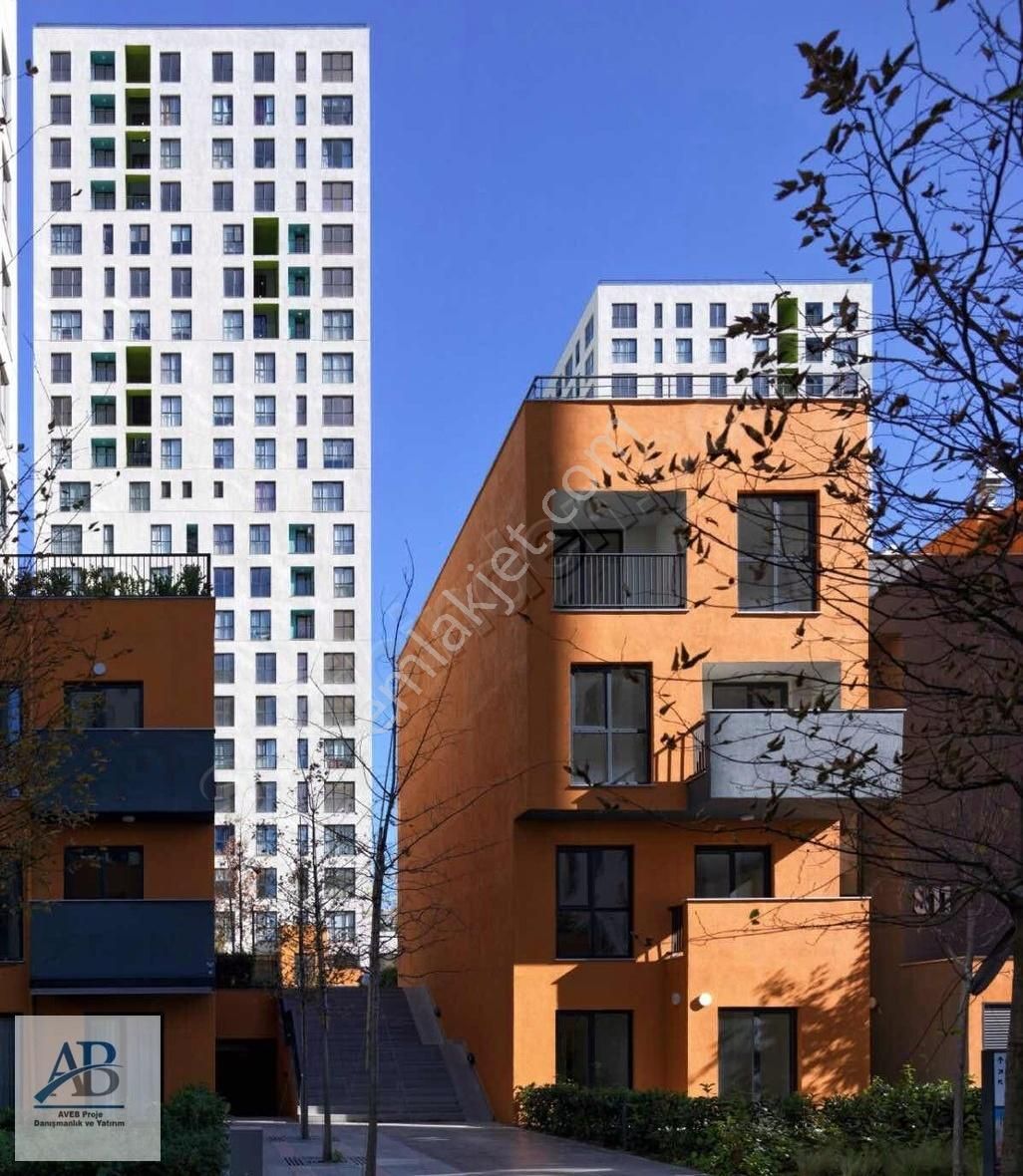 Hepistanbul Aveb Bahçeli 220 M² 4+1 Satılık Daire