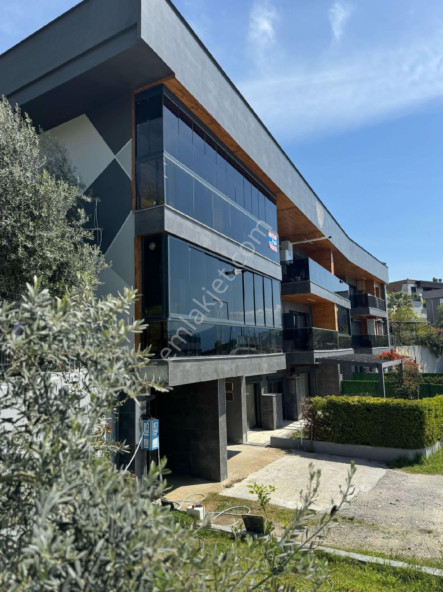 Kadınlar Denizi'inde Kapanmaz Deniz Manzaralı 2+1 Daire