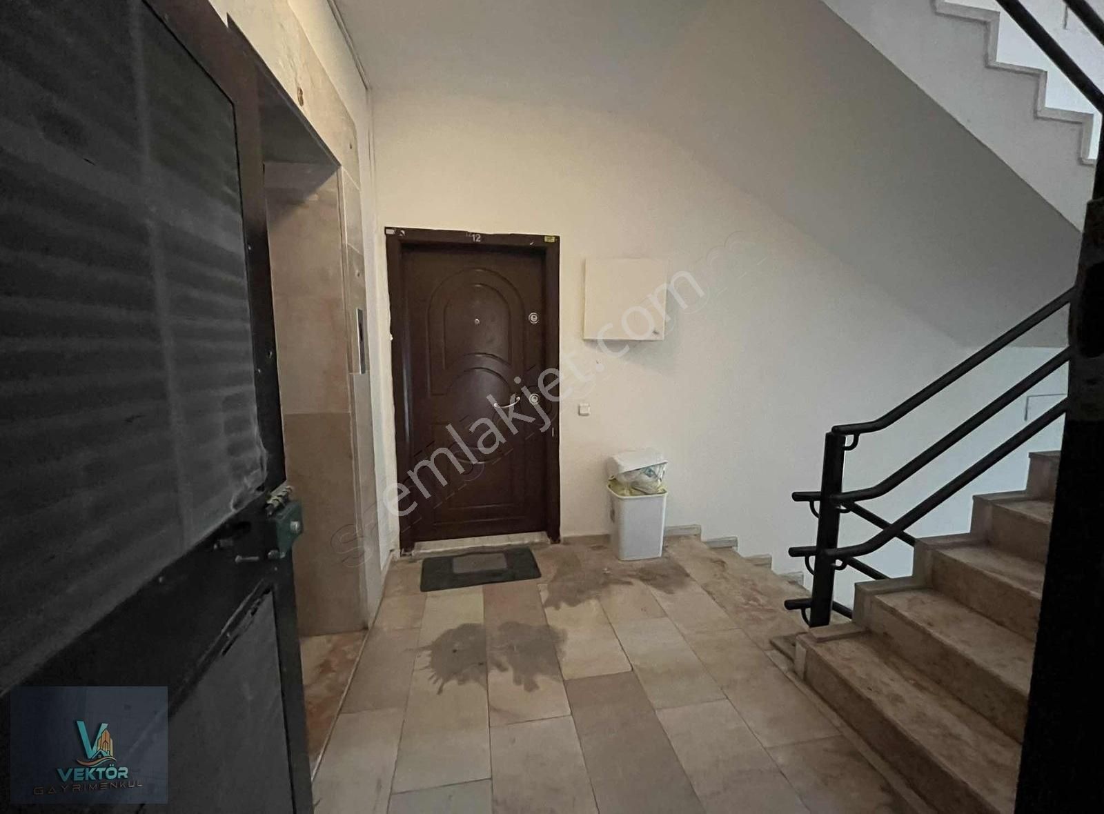 Güzelyalı Yeşil Fırın Civ. Jakuzili Doğalgaz 4+1 Geniş Kiralık