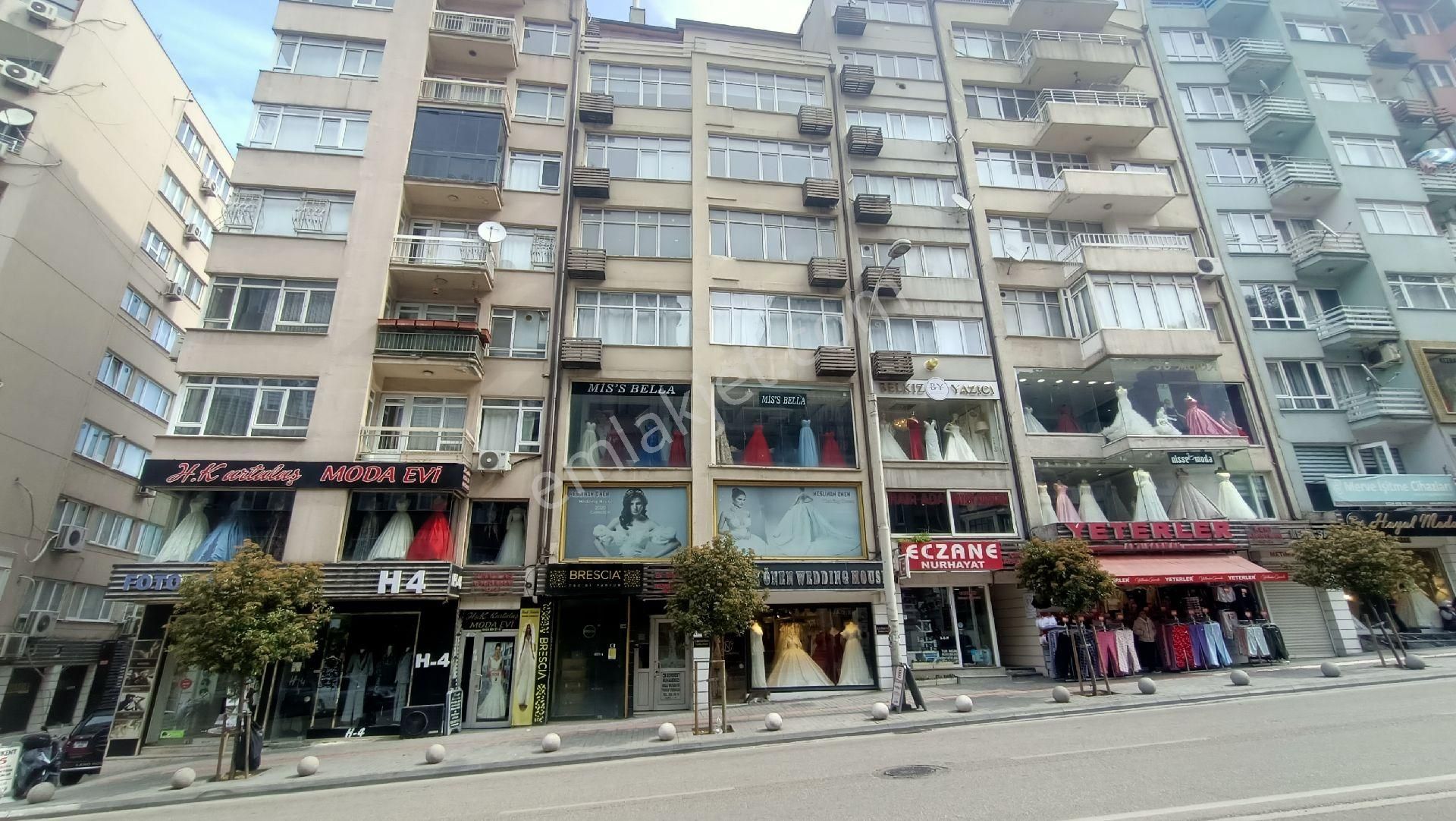 Provos Gayrimenkul, Altıparmak Cad. Üstü Kiralık 3+1 Daire