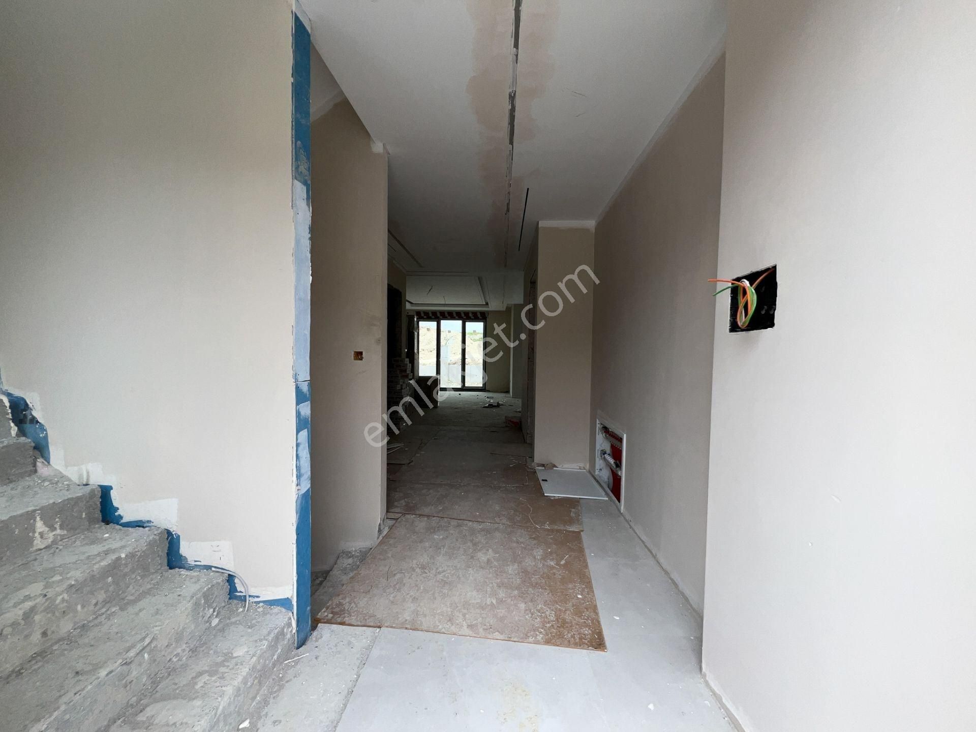 Bahçeşehir 1. Kısım'da Fırsat 4+1 Satılık Villa - Görsel 17