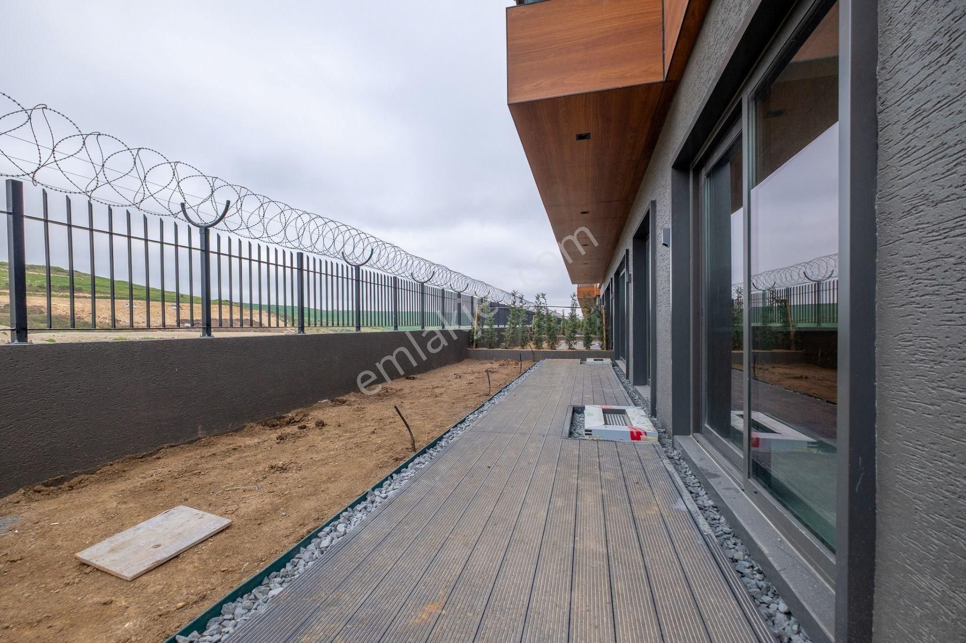 Bahçeşehir 1. Kısımda Satılık Lüks 5+1 Villa - Görsel 35