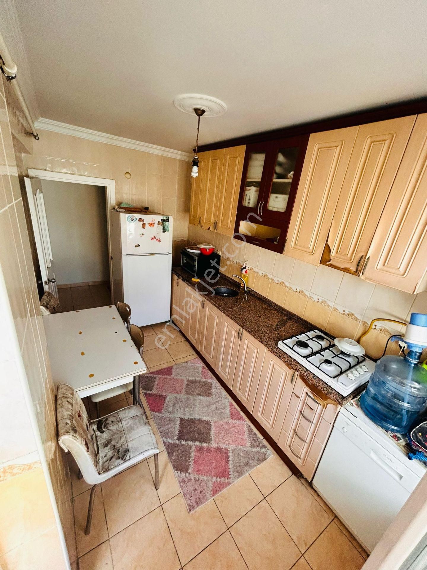 Şeyh Sinan Mahallesinde 3+1 135 M2satılık Daire