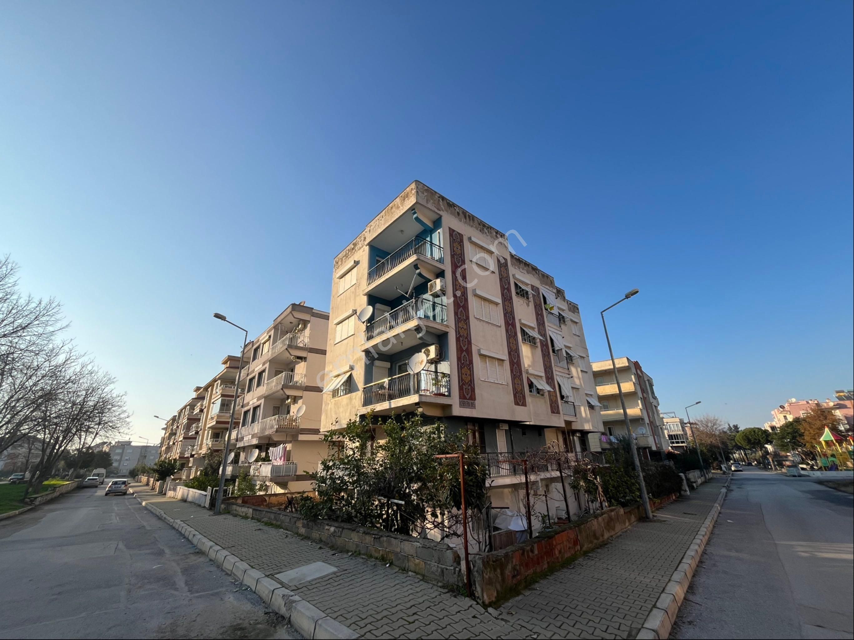 Tire Dörteylül Mahallesinde Satılık 3+1 Geniş Daire