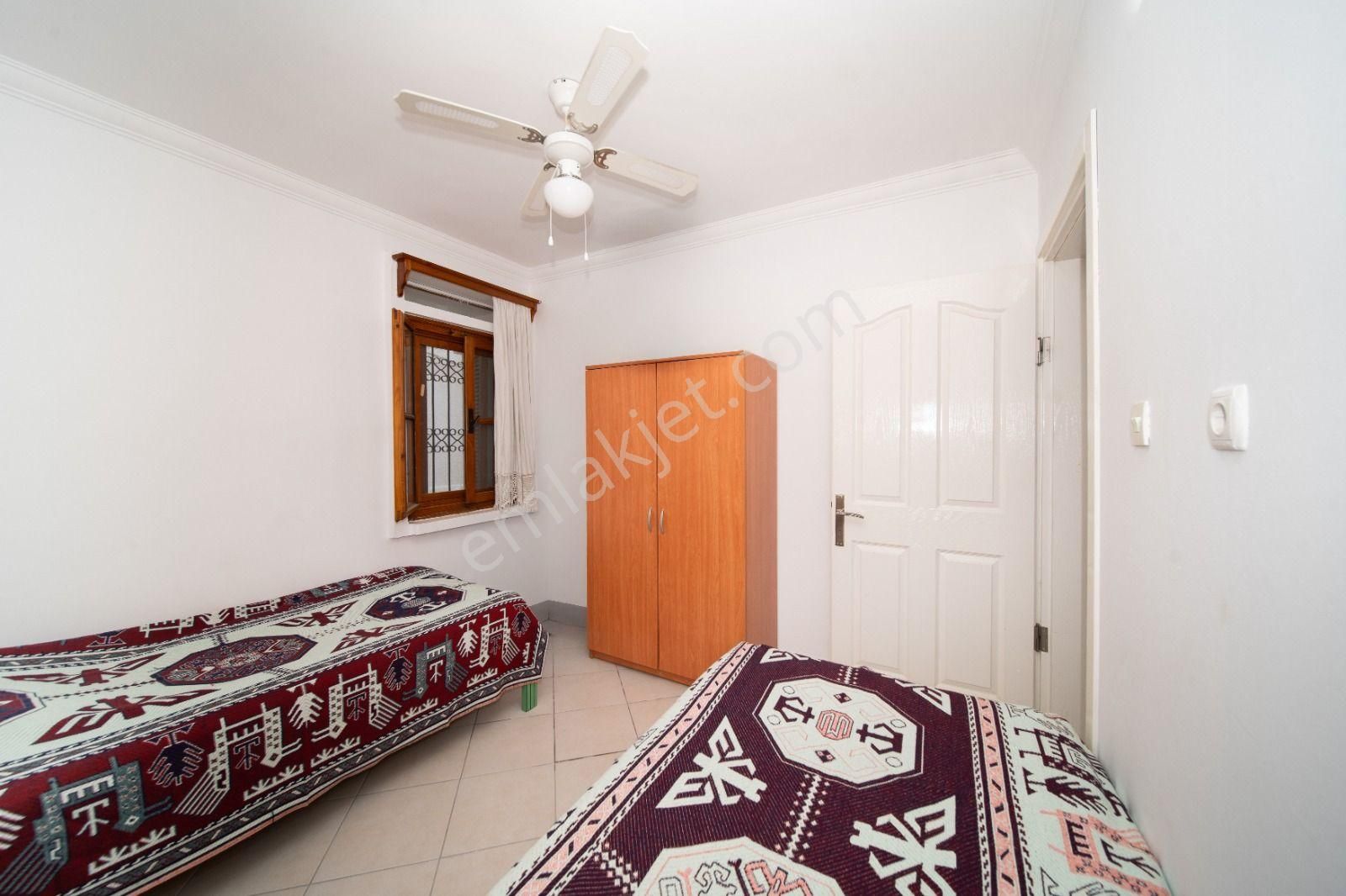 Bağla Bank Evler Sitesinde Sahile Ve Yola Yakın Bahçe Dubleks - Görsel 8