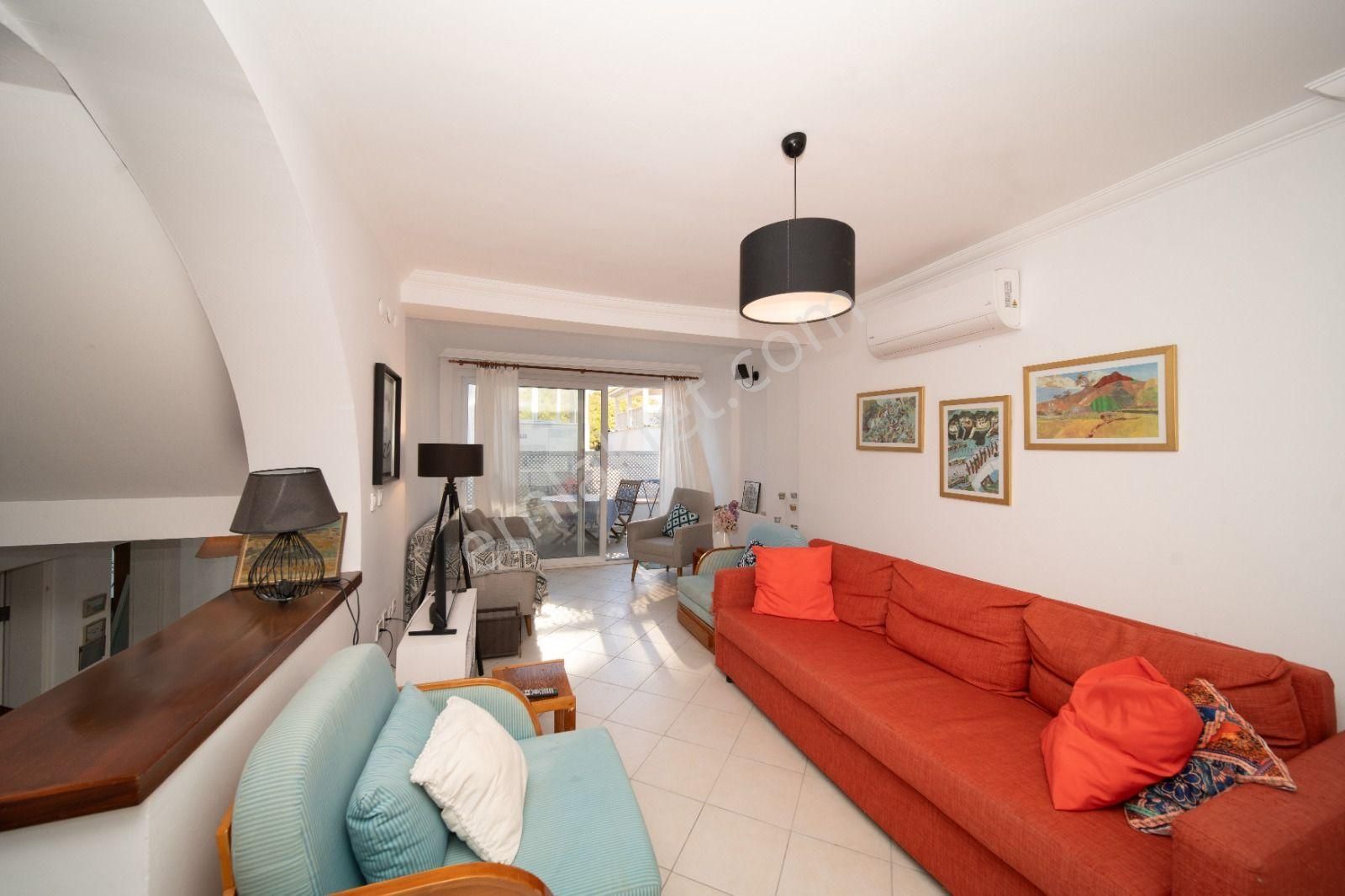 Bağla Bank Evler Sitesinde Sahile Ve Yola Yakın Bahçe Dubleks - Görsel 9