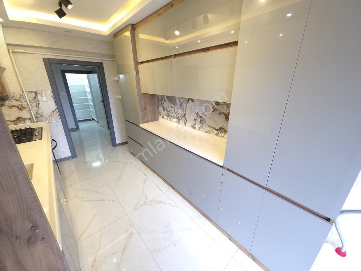 Sincan Osmanlı Mh 3+1 Ara Katta Full Yapılı Daire