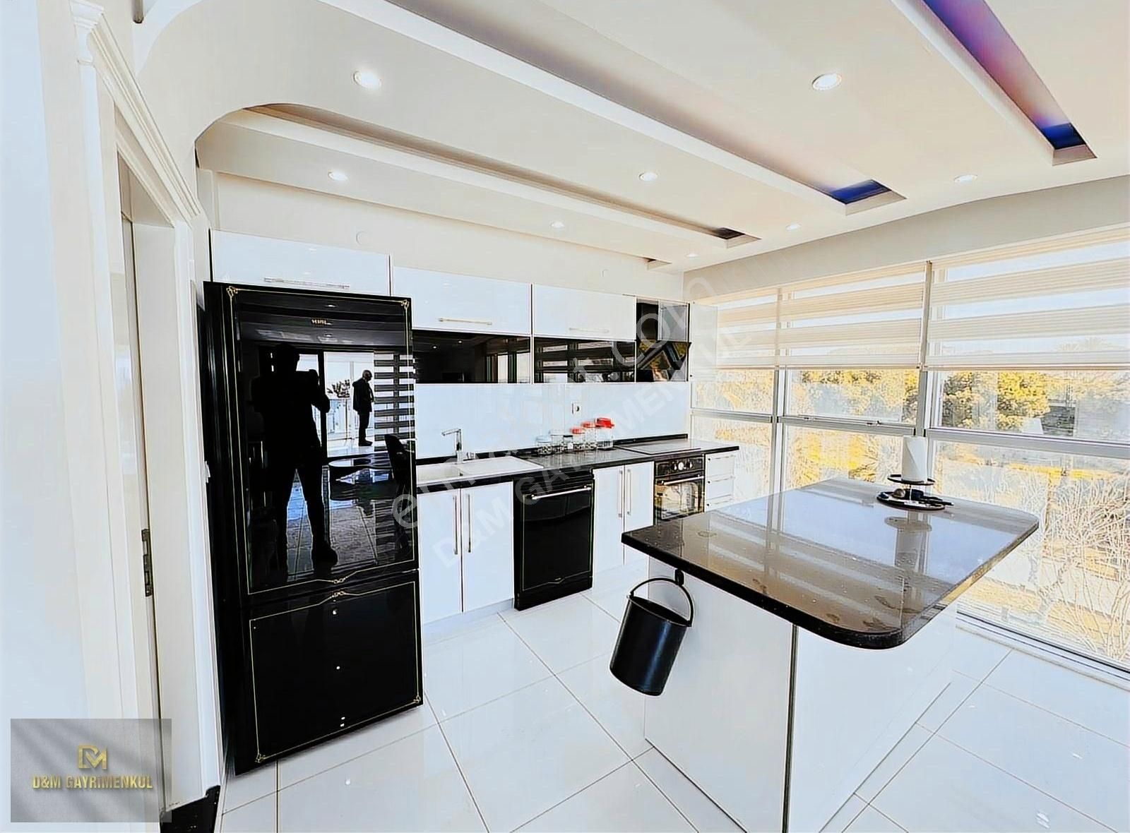 Altınkum'da 3+1 Sıfır Eşyalı Denize 20 Adım Dubleks Daire - Görsel 10