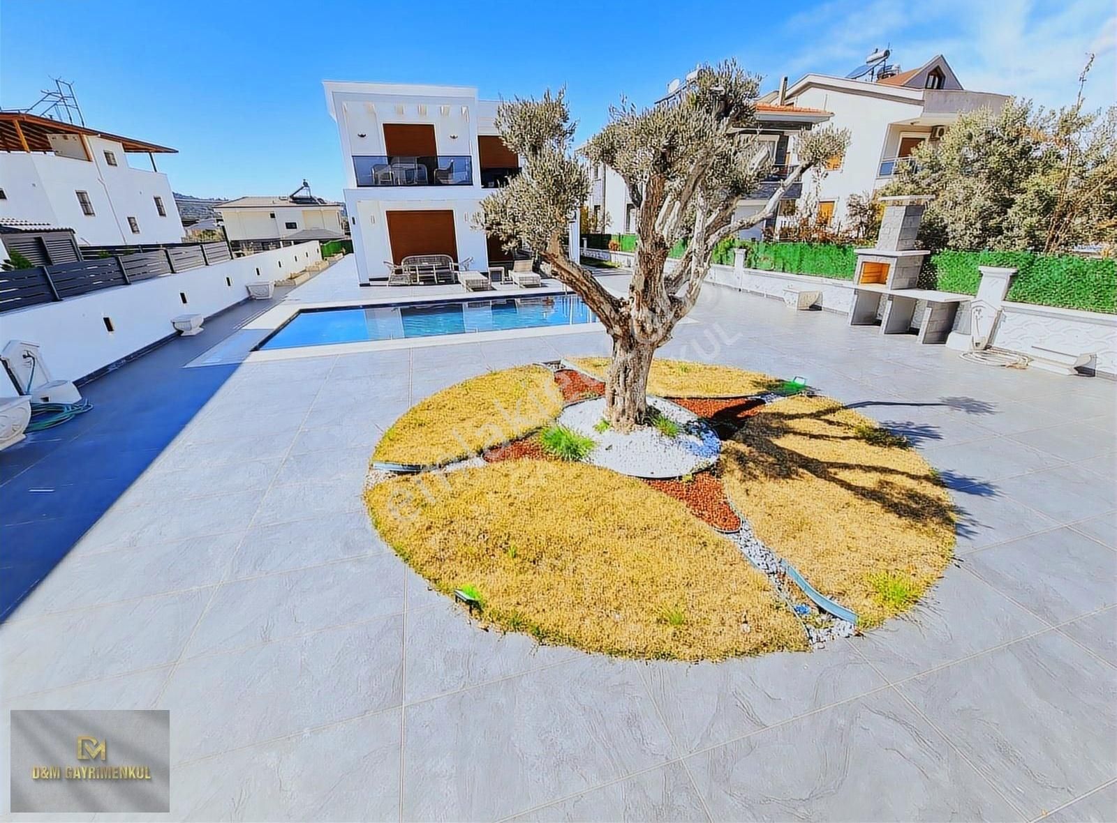 Akbük'de Full Eşyalı 600m2 Arsa'ya Sahip Beyaz Saray - Görsel 15