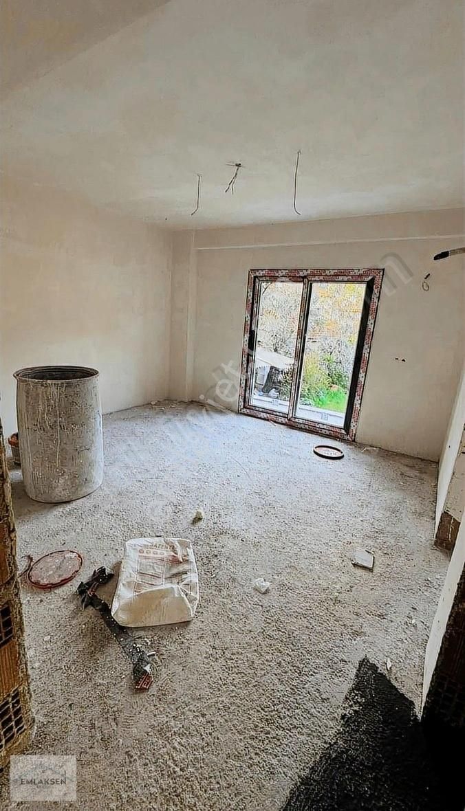 Akyakaya 15 Dakika Satılık 1+1