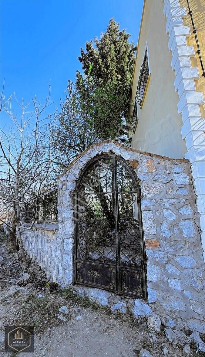 Manisa Lüks Özel Tasarım Villa 4+1