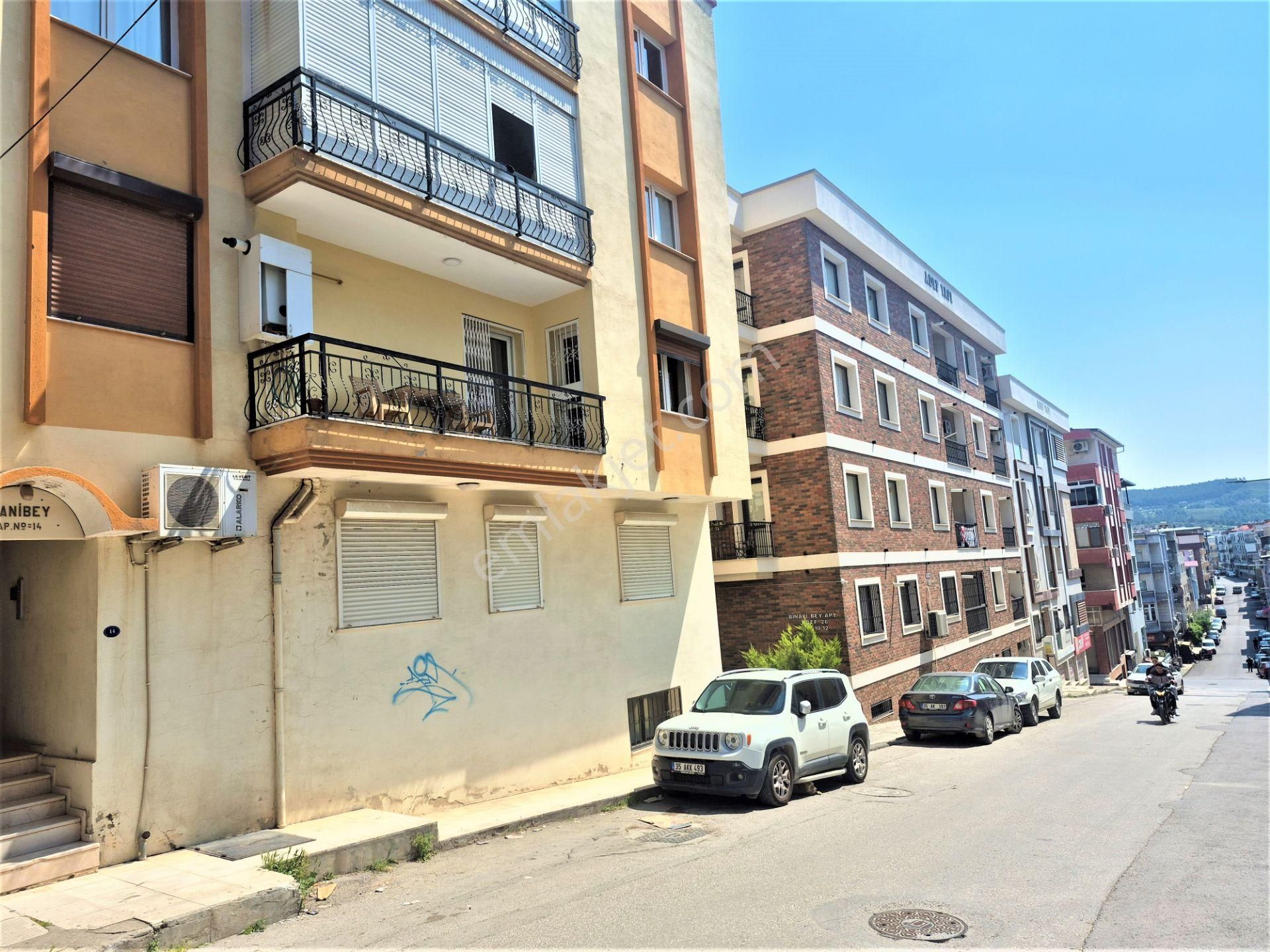 Buca Ana Cd.yakını Satılık Bahçe Katı Uygun Fiyatlı Geniş 3+1 Daire