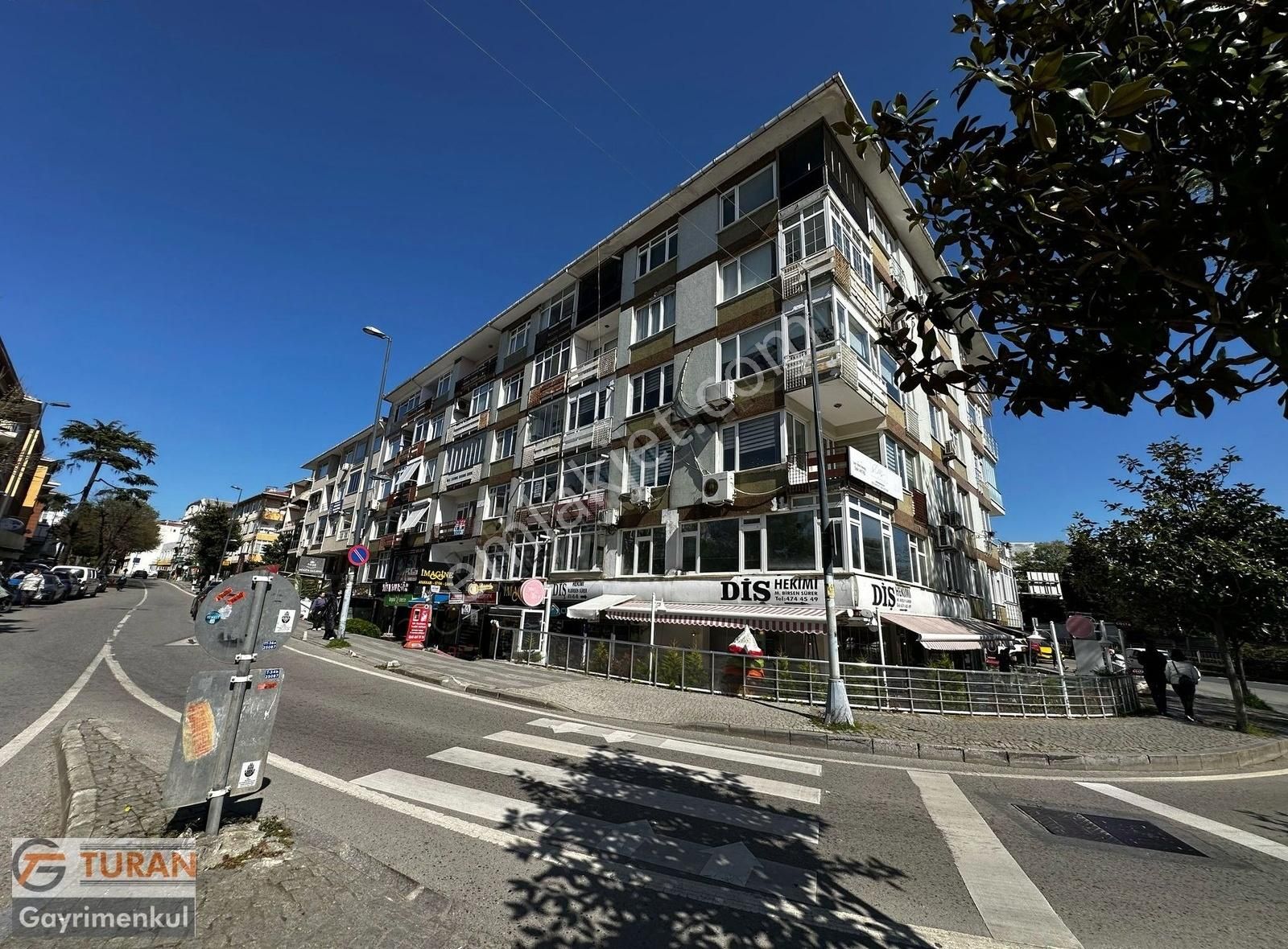 Bağlarbaşı Merkezde 3+1 Metro Yakını 120 M2 Balkonlu Ofis&büro