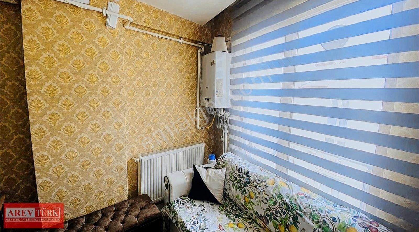 Arevtürk'den Çınar'da Satılık Eşyalı 35 M2 1+1 Eşyalı Daire