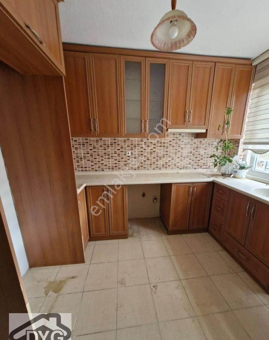 Satılık 2 Katlı Ayrı Girişli Bina