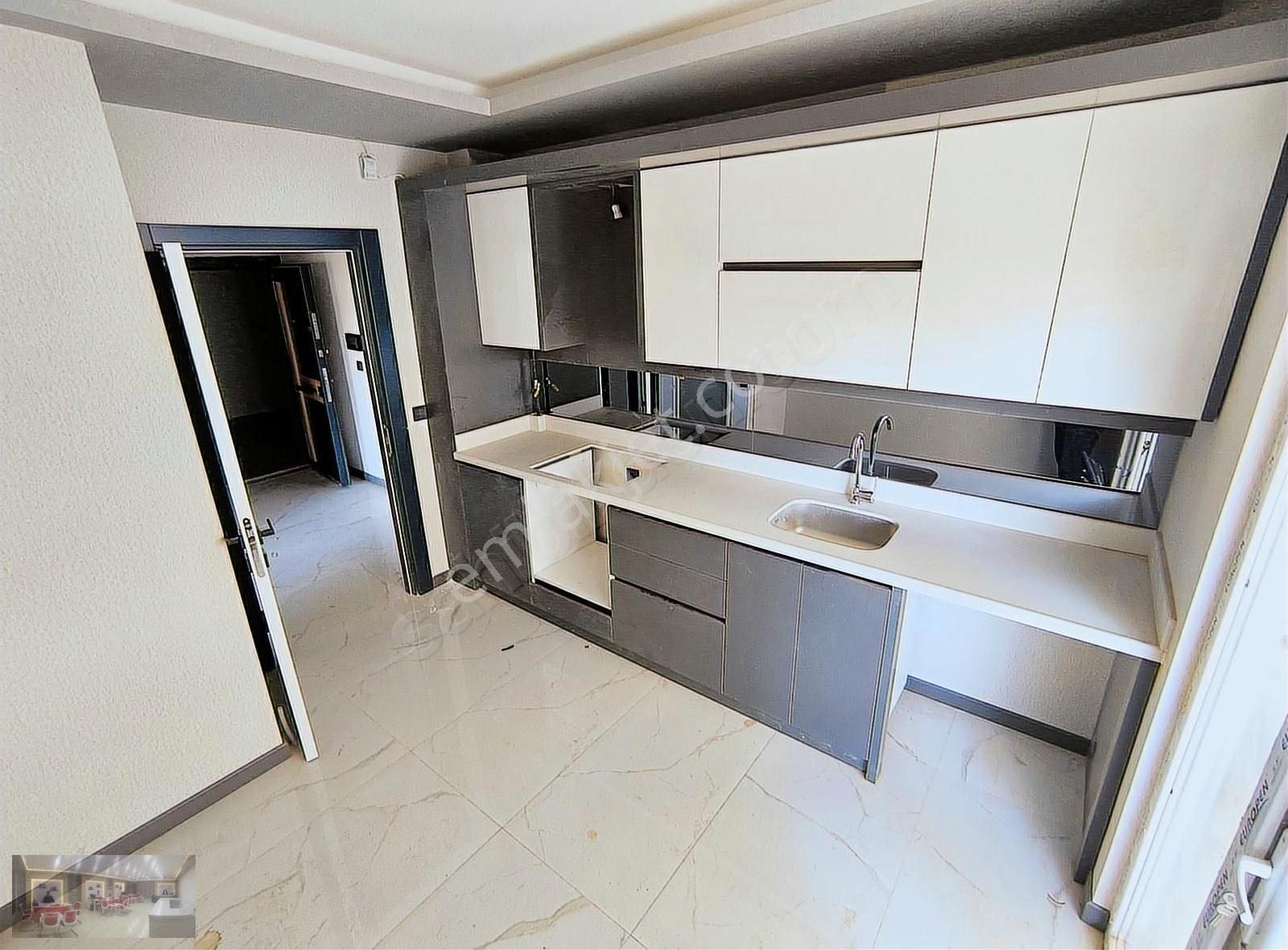 Cadde Okul Ve Avm Lere Yakın 3+1 Sıfır Daire "evimm"