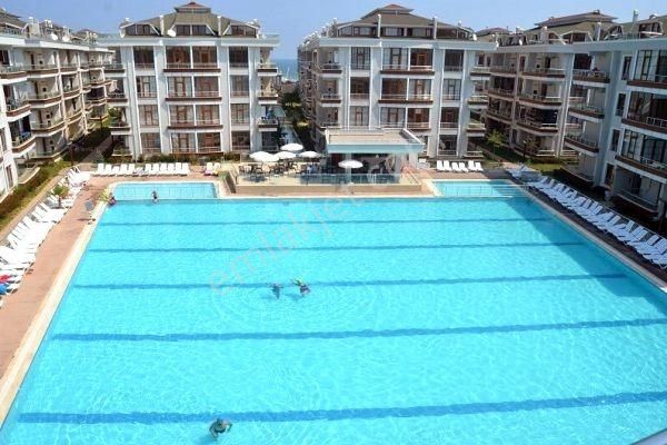 Karasu Kuzey'de Denize Sıfır, Havuzlu 2+1 Ekşioğlu City'de Satılık Daire
