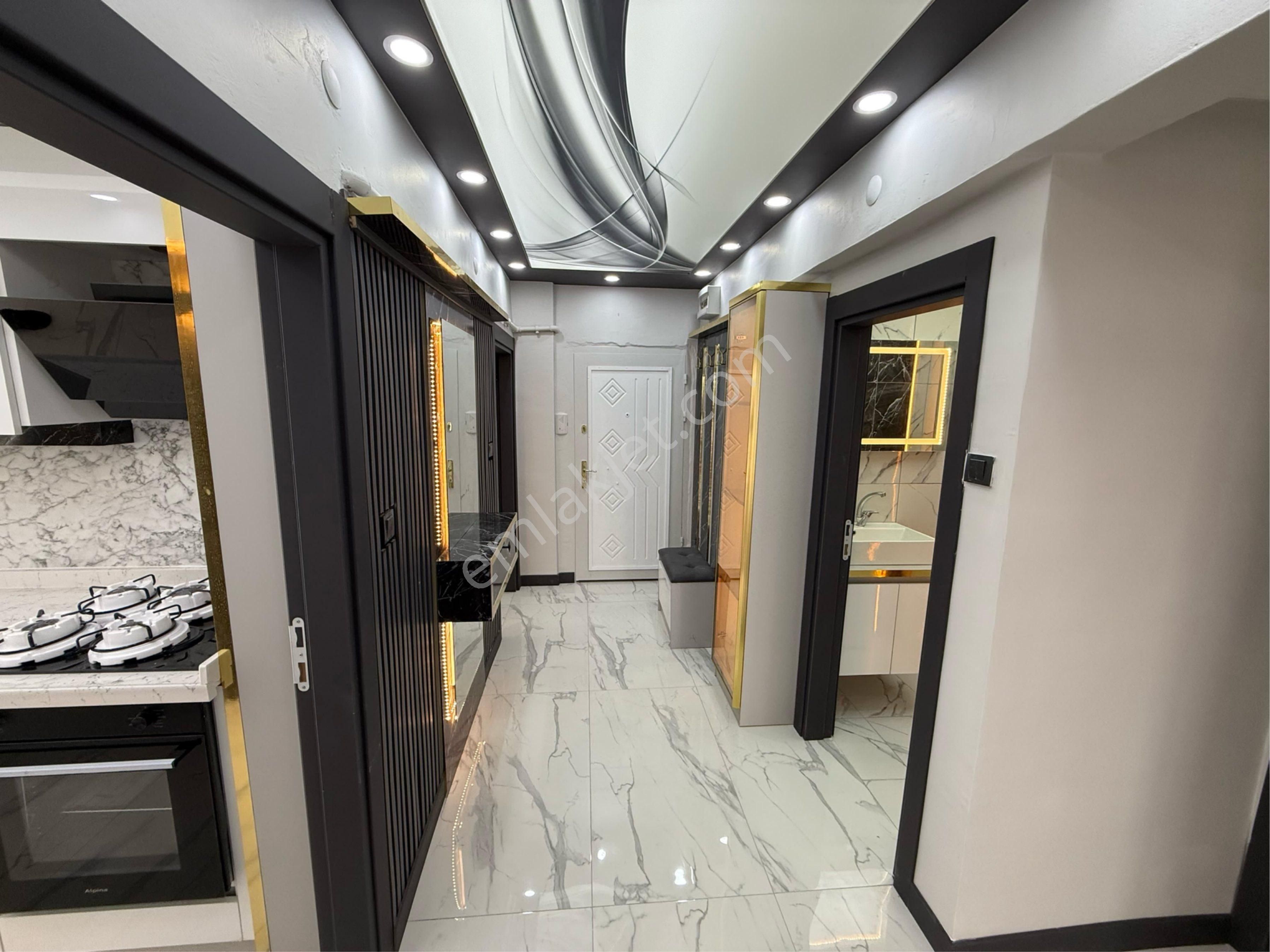 Elvan Mah Full Yapılı Y.giriş Daire