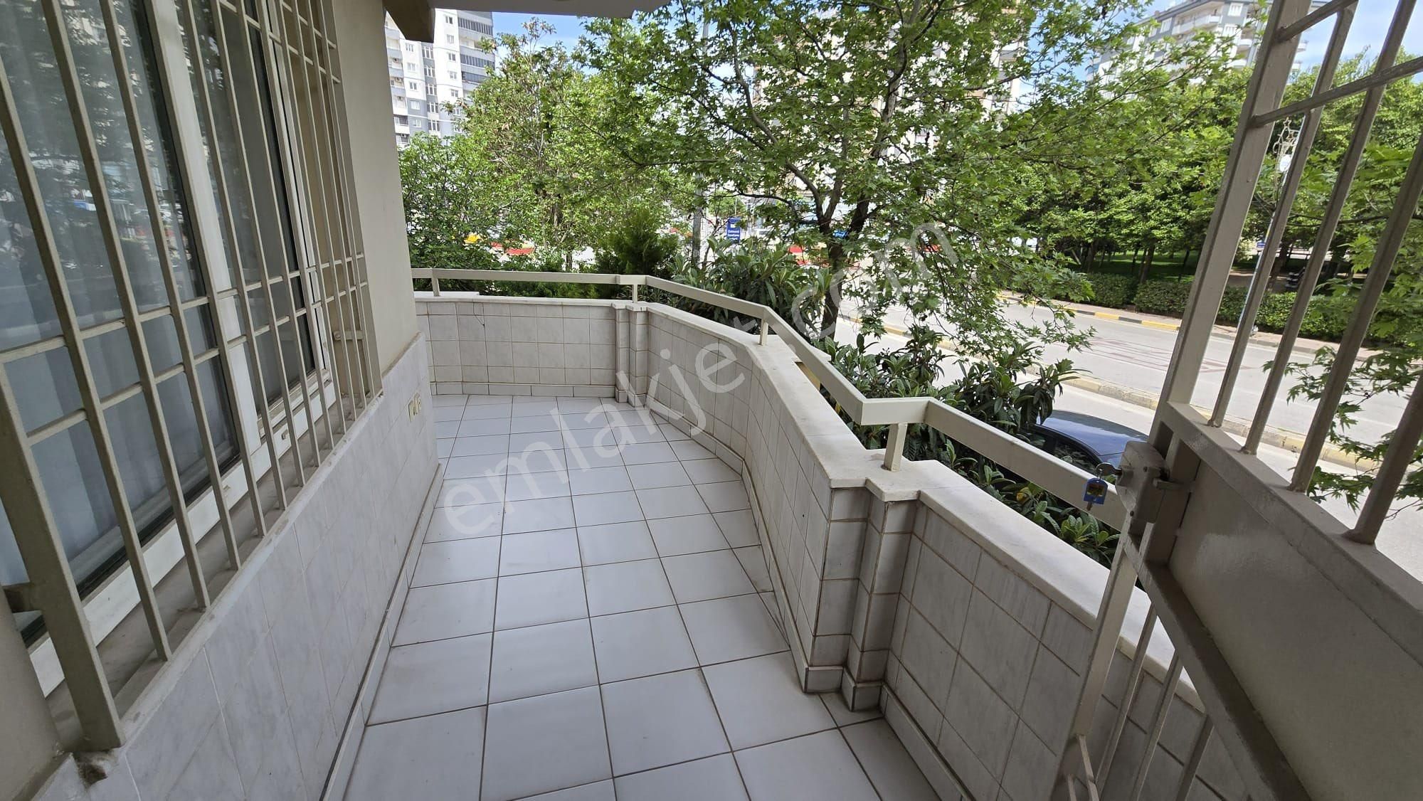 Beymahall Gyo İbrahimli'de 280 M2 4+1 Daire