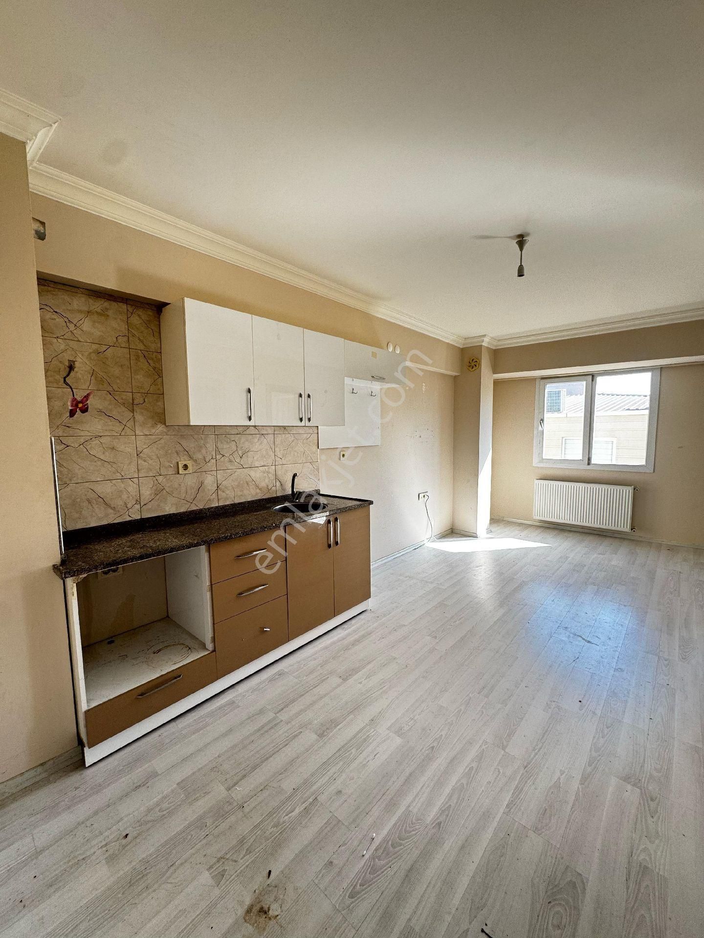 Gültekin Emlaktan İsabeyli Mahallesinde Kiralık 2+1 Daire