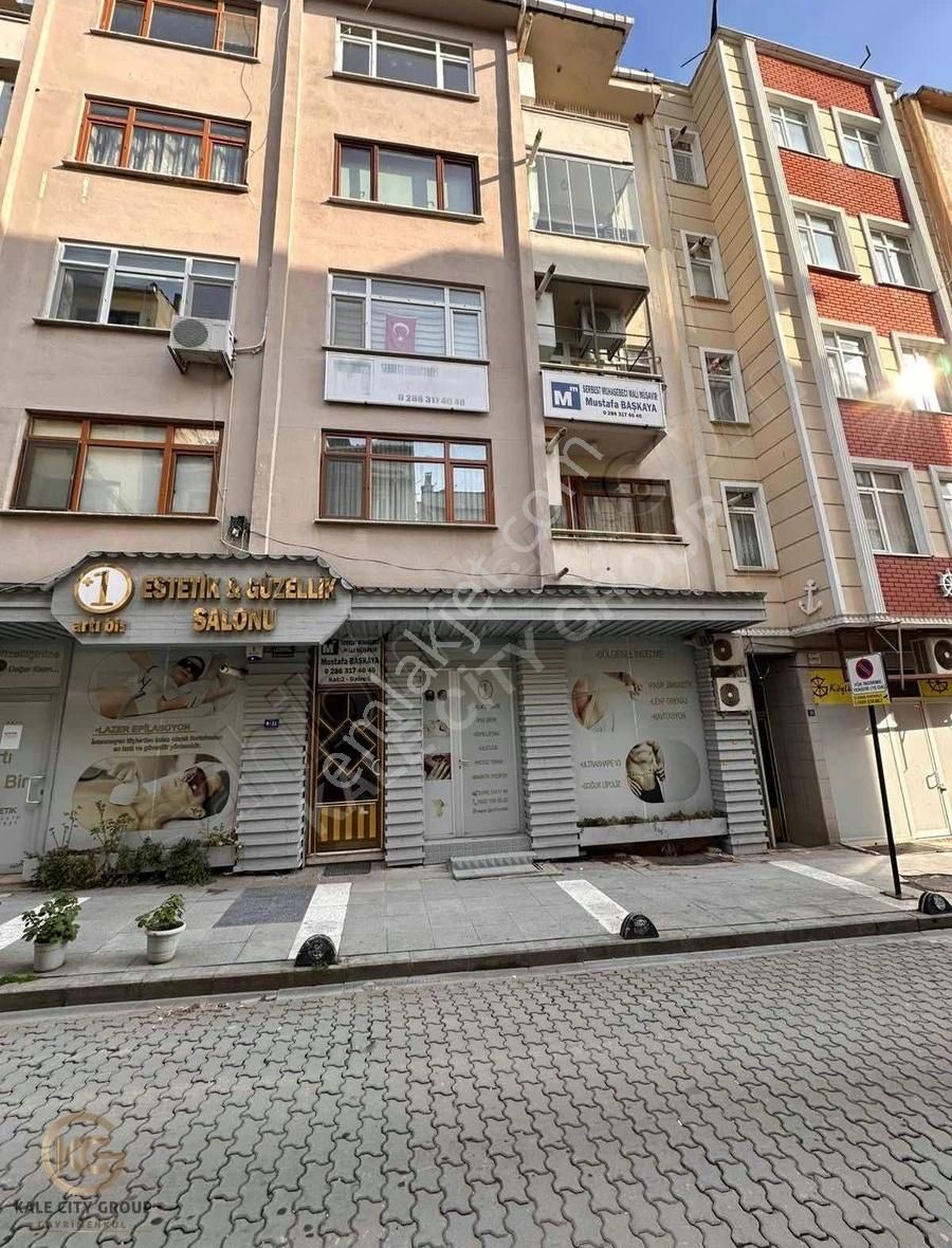 Biga Cengiz Topel Cd Üzerinde Satılık Geniş 2+1 Daire 105 M2