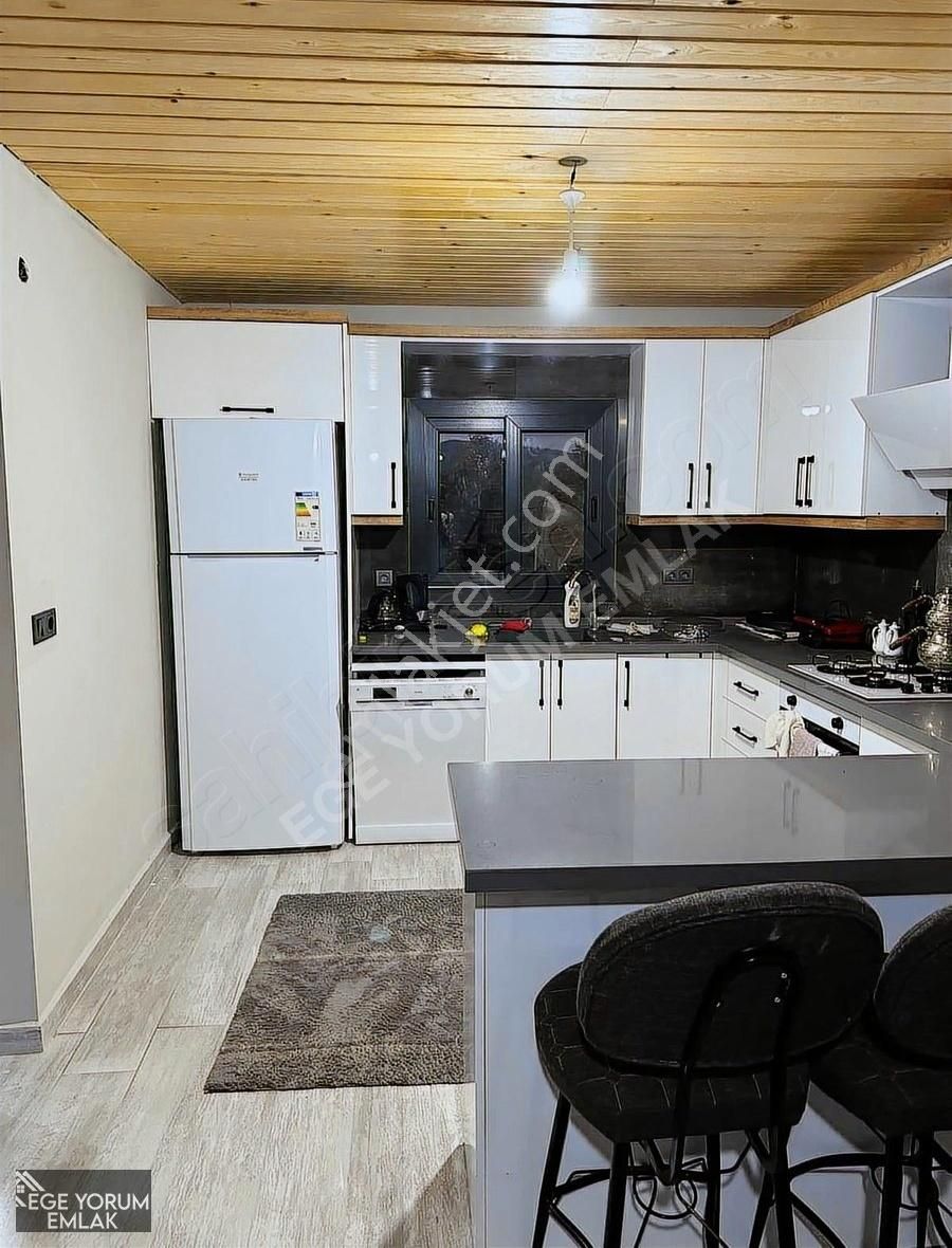 301m2 Parsel İçinde Dubleks Bağ Evi,gümüldür Çarşı İçinde - Görsel 2