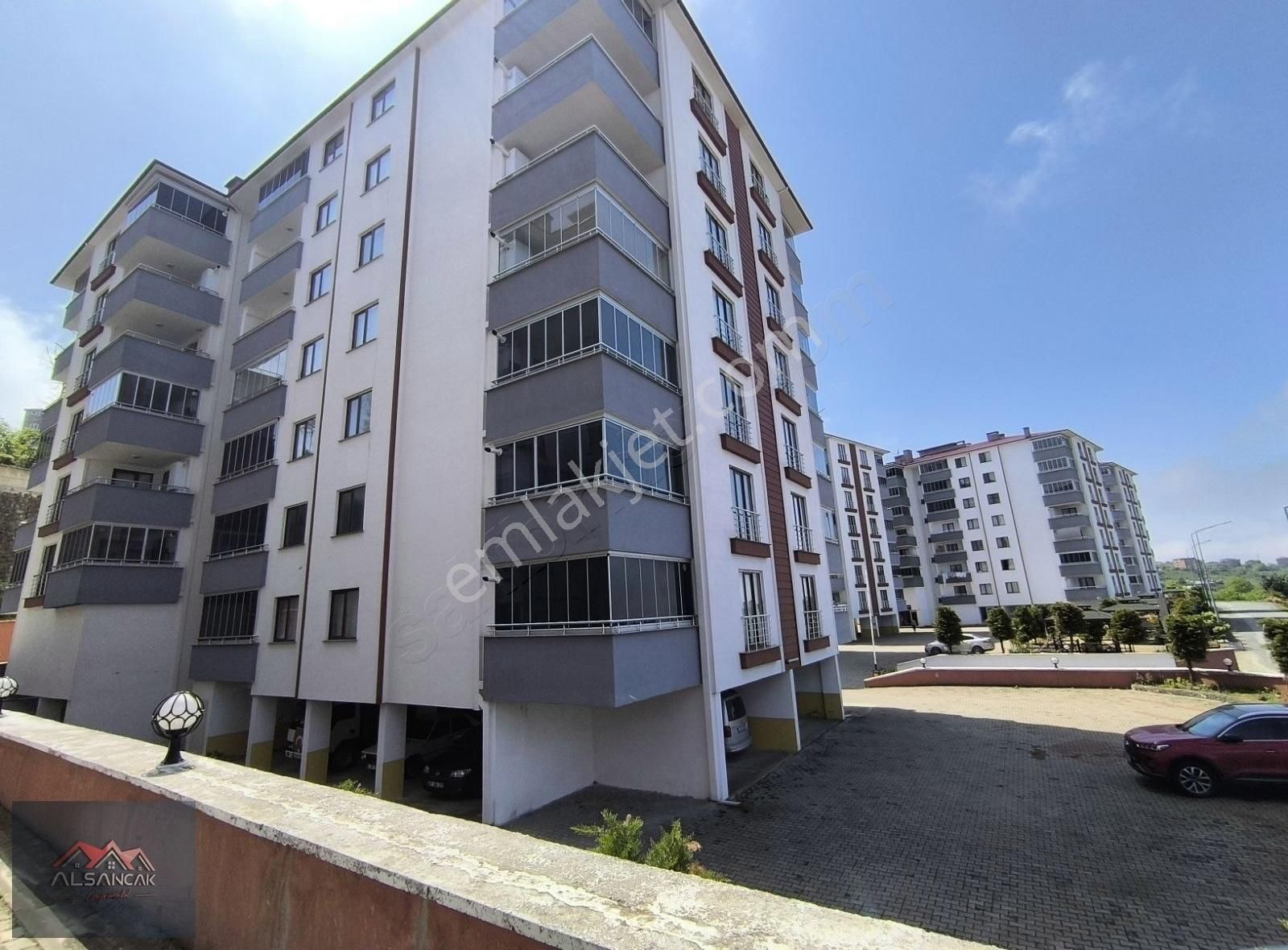 Pelitli Yeşilköyde 3+1 Doğalgazlı Ebeveyn Banyolu Daire