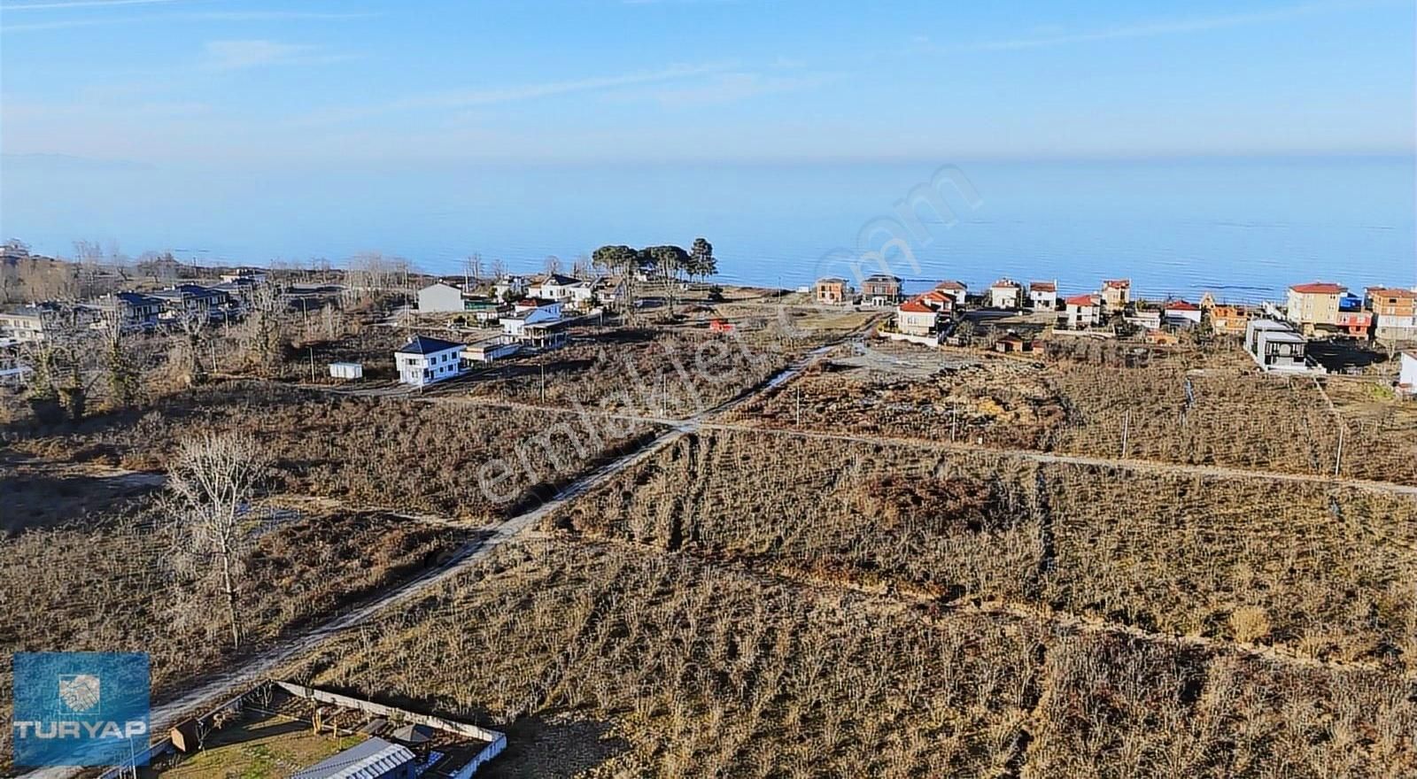 Cumhuriyet'te Denize 150 Metre Satılık Villalık Büyük Arazi
