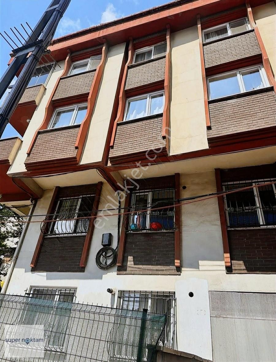 Atatürk Mahallesi Satılık 1+1 Zemin Kat Krediye Uygun Köşe Daire