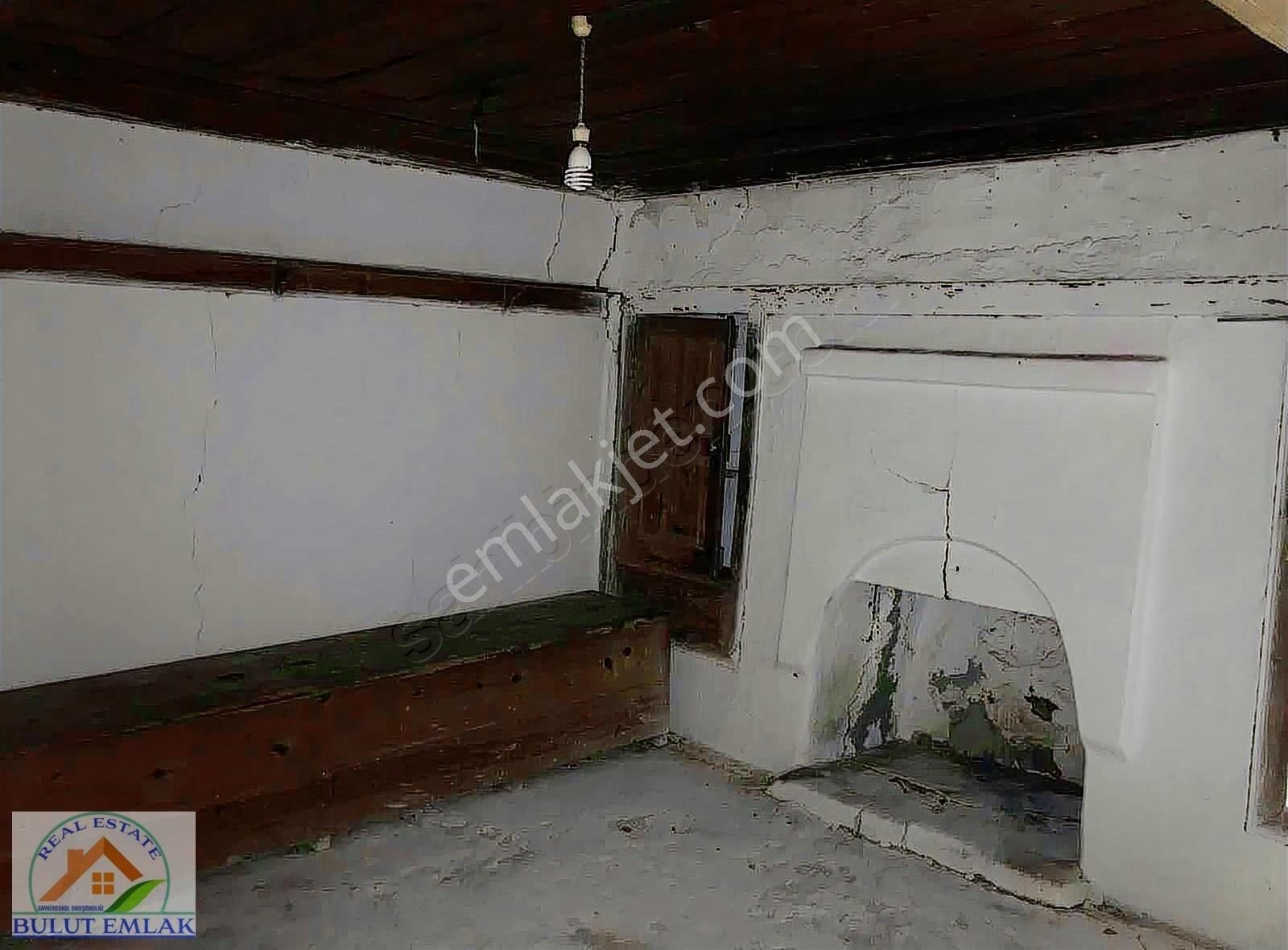 Bulut Emlak Ula Kızılağaç'da 866 M2 Kavgir Ev Ve Satılık Tarla - Görsel 9